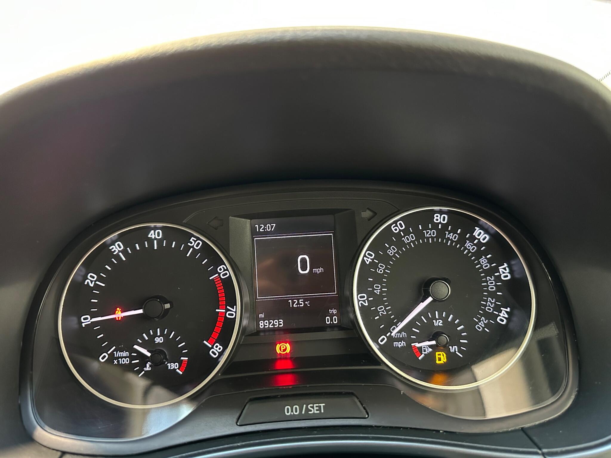 Skoda Fabia - Image 11