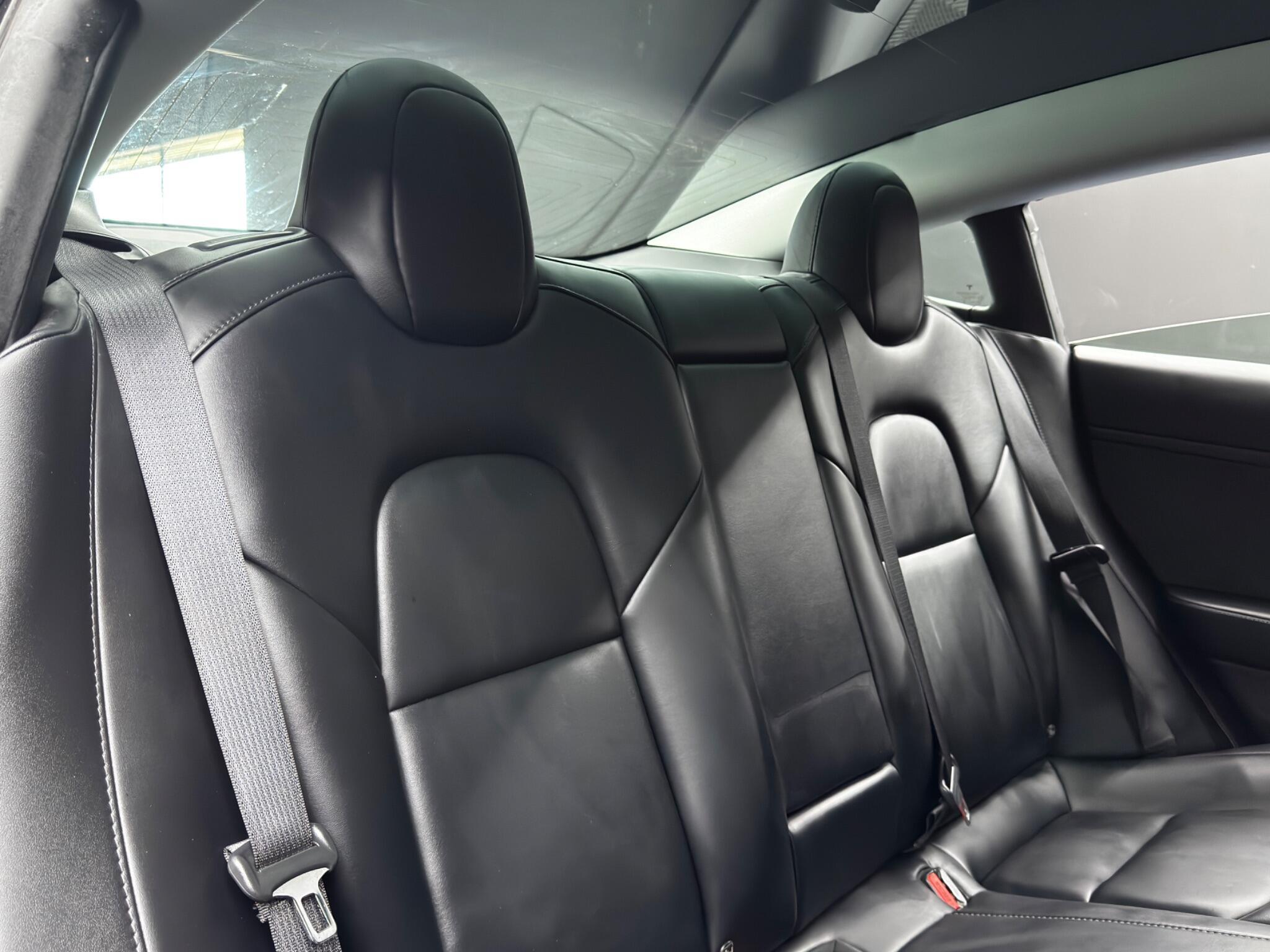 Tesla Model 3 - Image 15