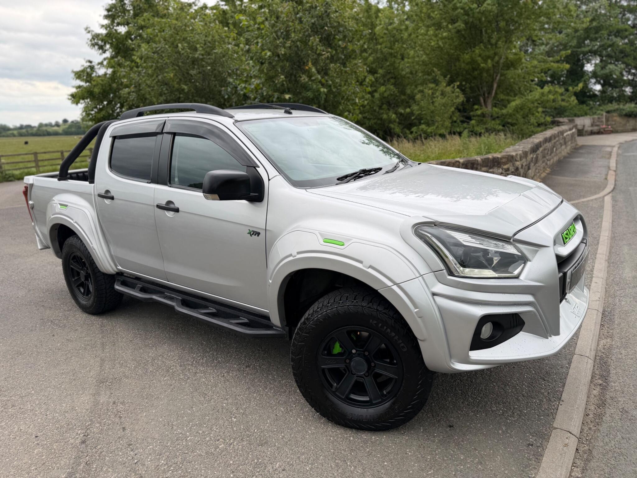 Isuzu D-MAX - Image 10