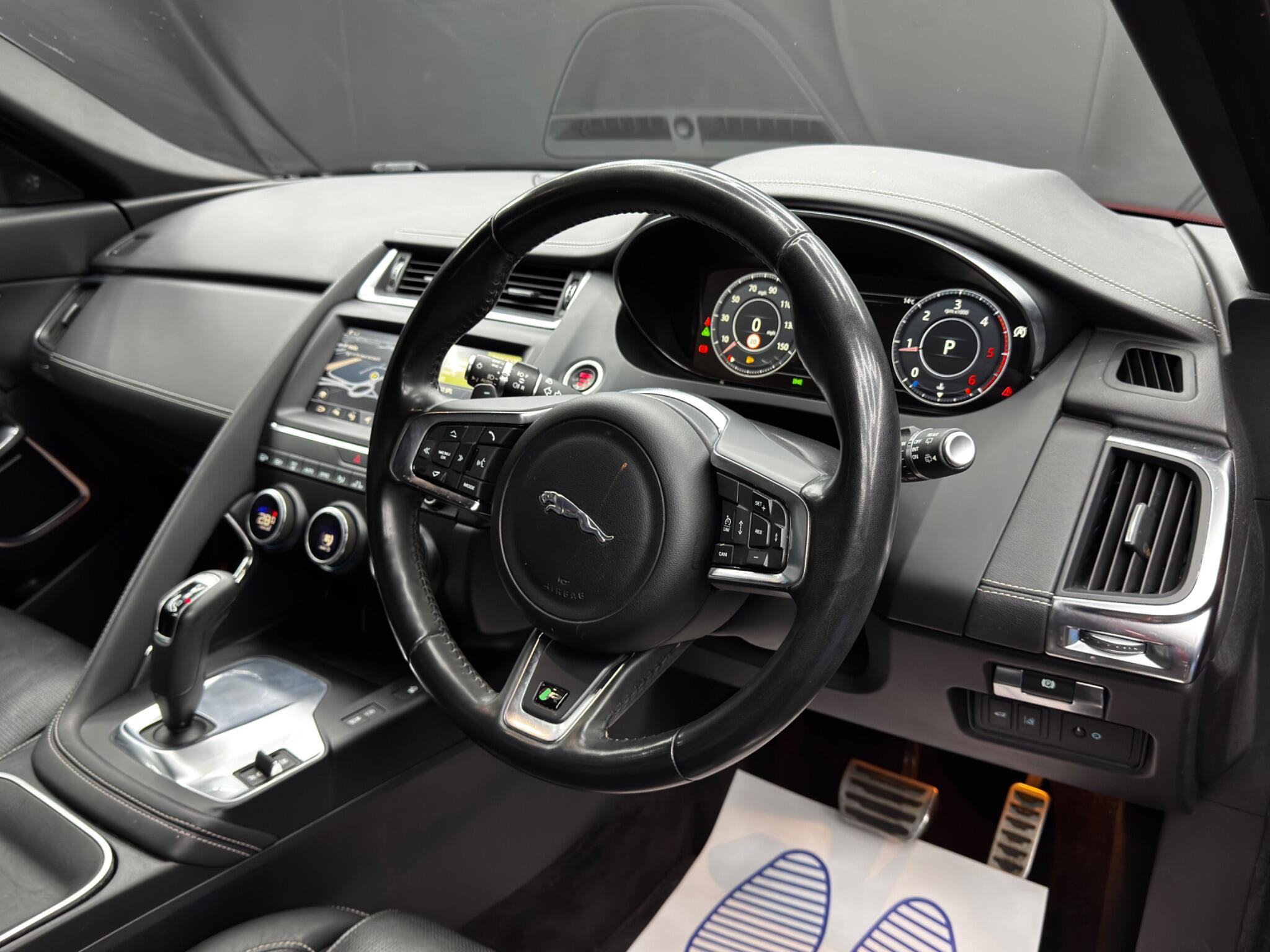 Jaguar E-Pace - Image 9