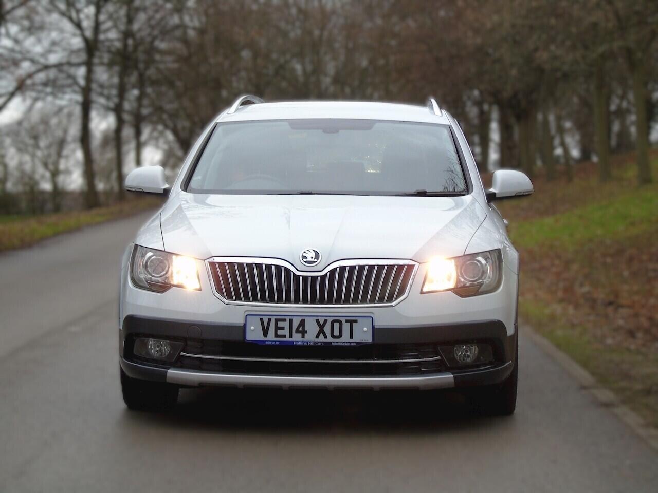 Skoda Superb - Image 24