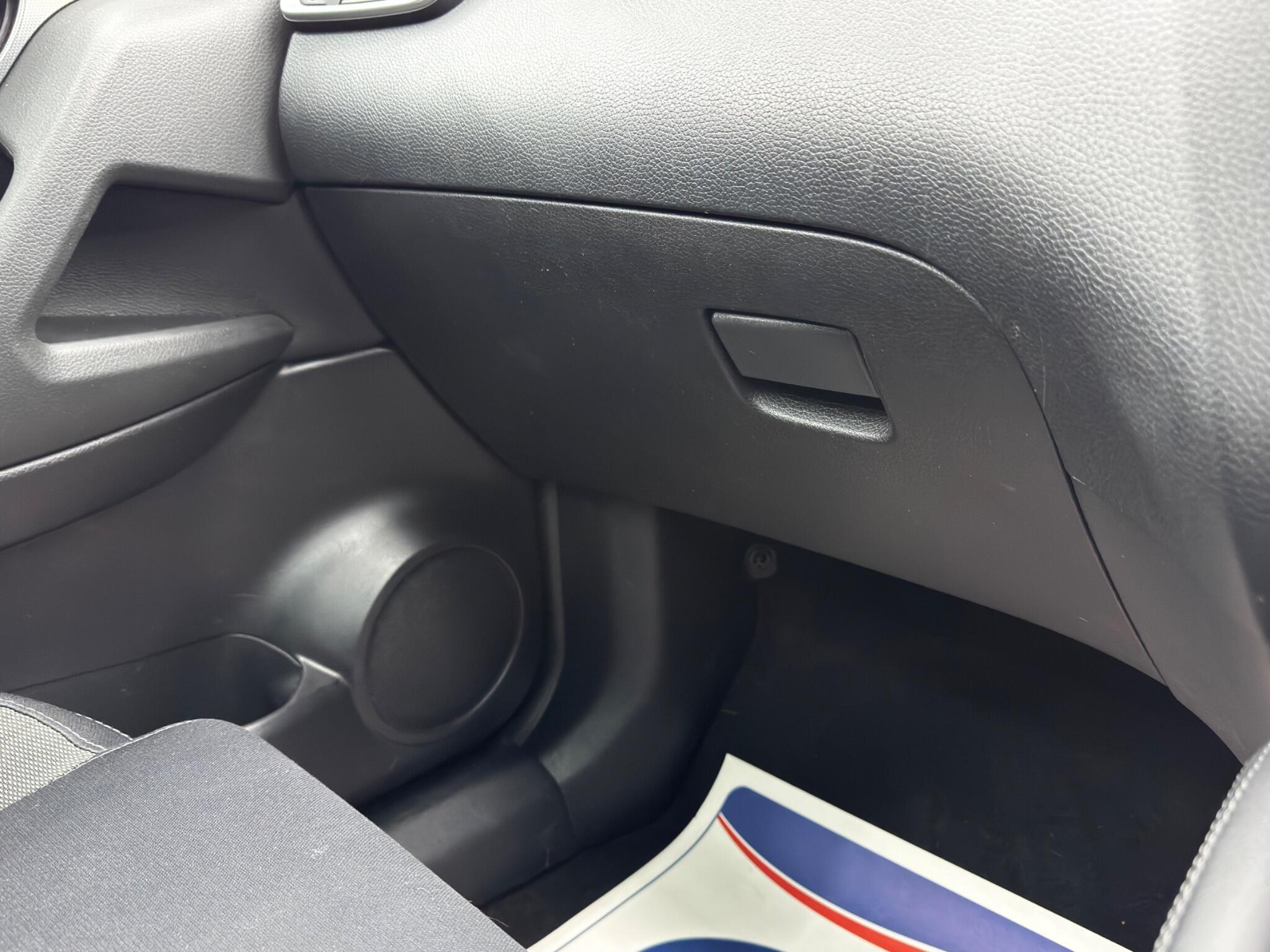 Nissan Qashqai - Image 32