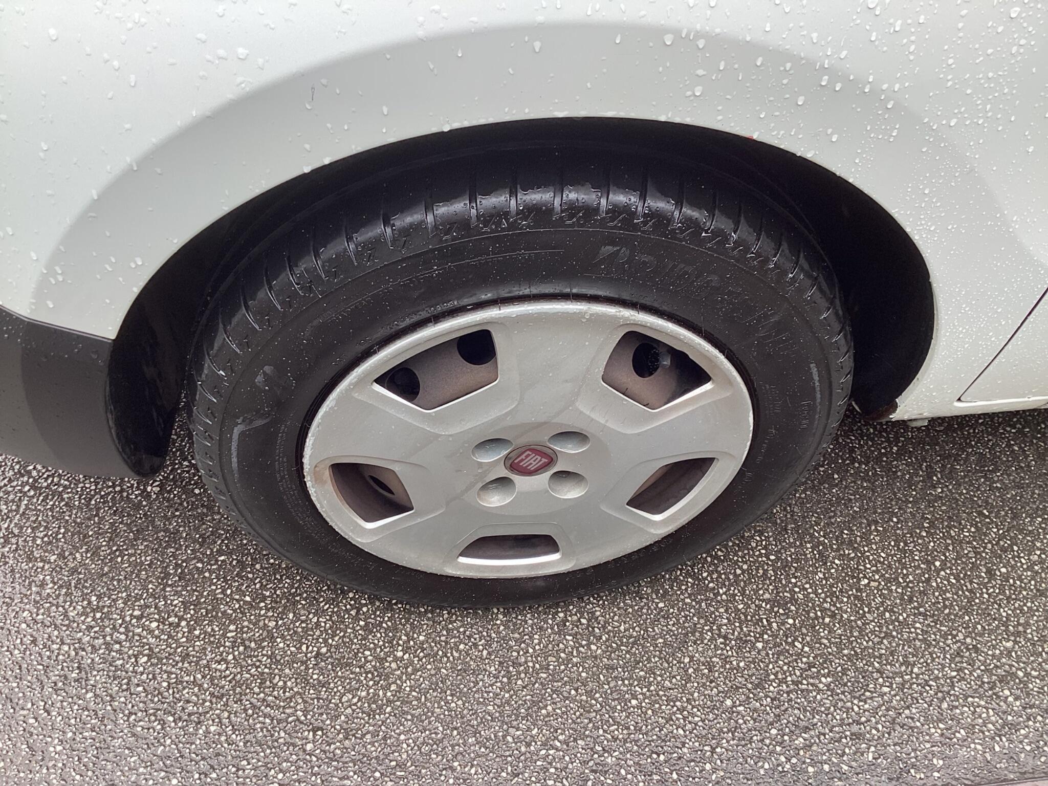 Fiat Fiorino - Image 12