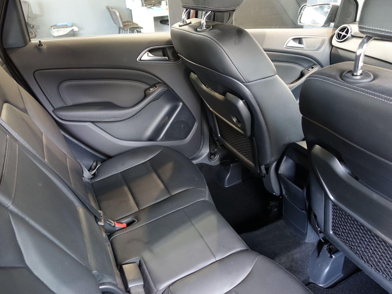 Mercedes-benz B-CLASS - Image 15