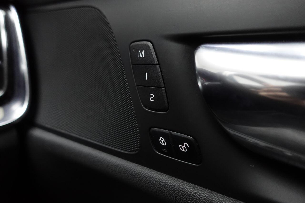 Volvo S60 - Image 23