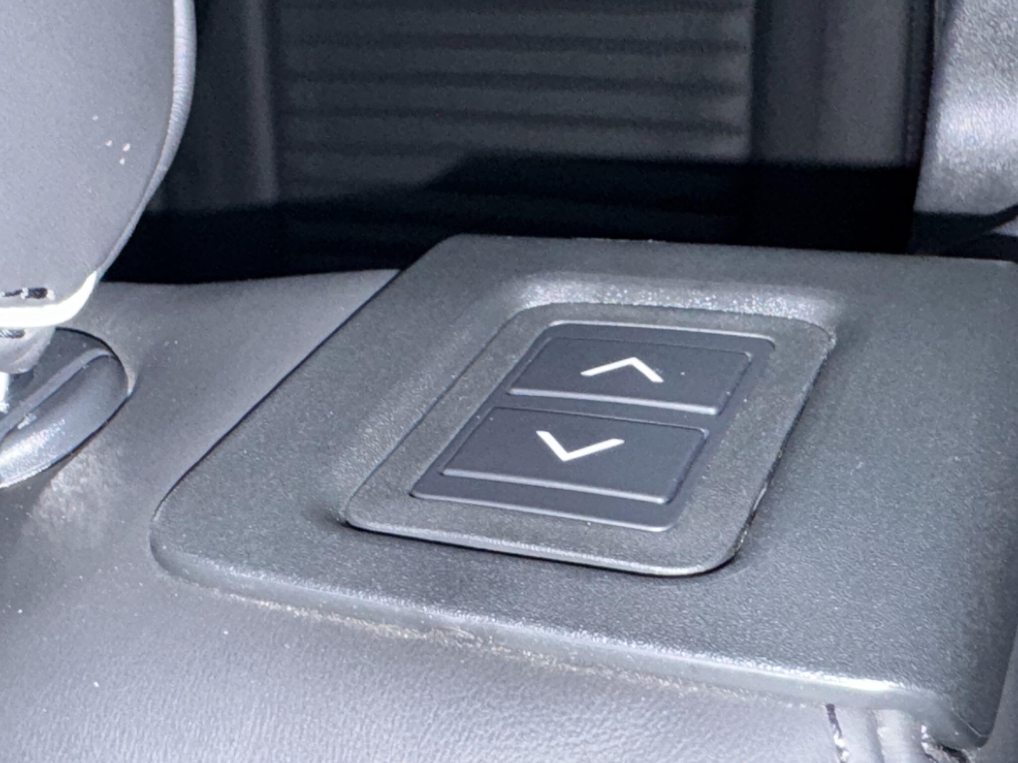 Land Rover Discovery - Image 73