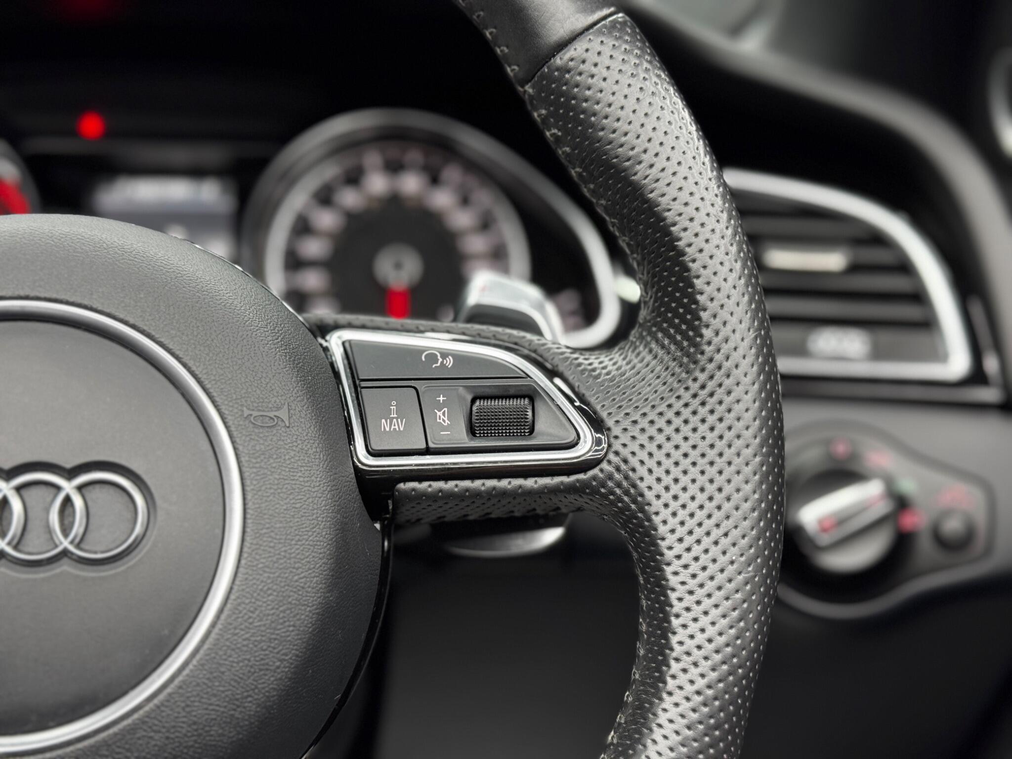 Audi A5 CABRIOLET - Image 20