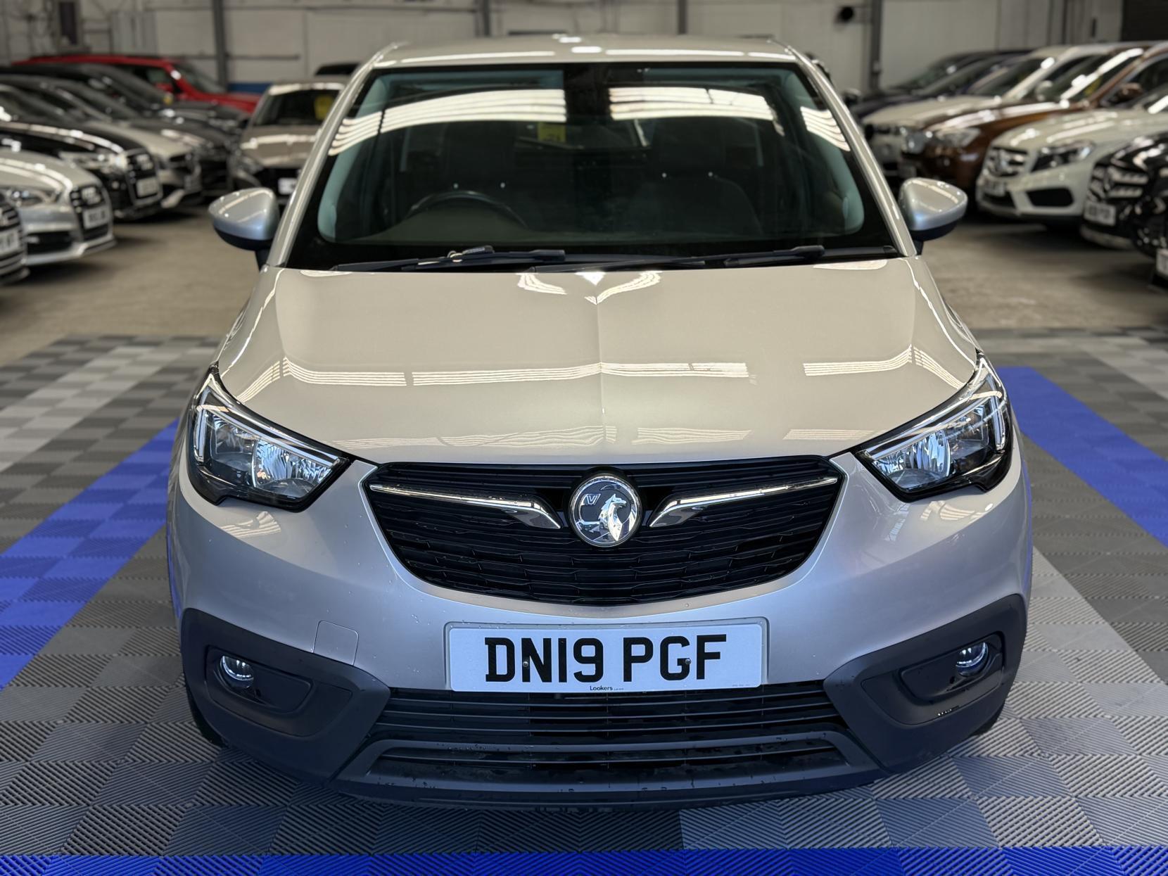 Vauxhall Crossland X - Image 2