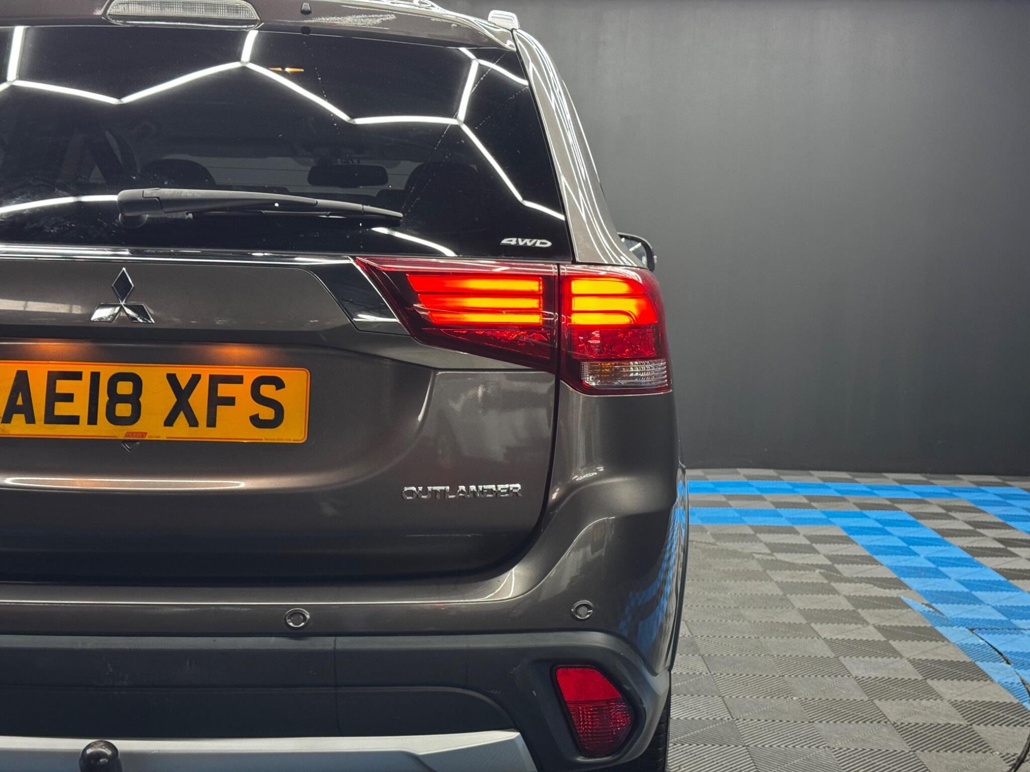 Mitsubishi Outlander - Image 35