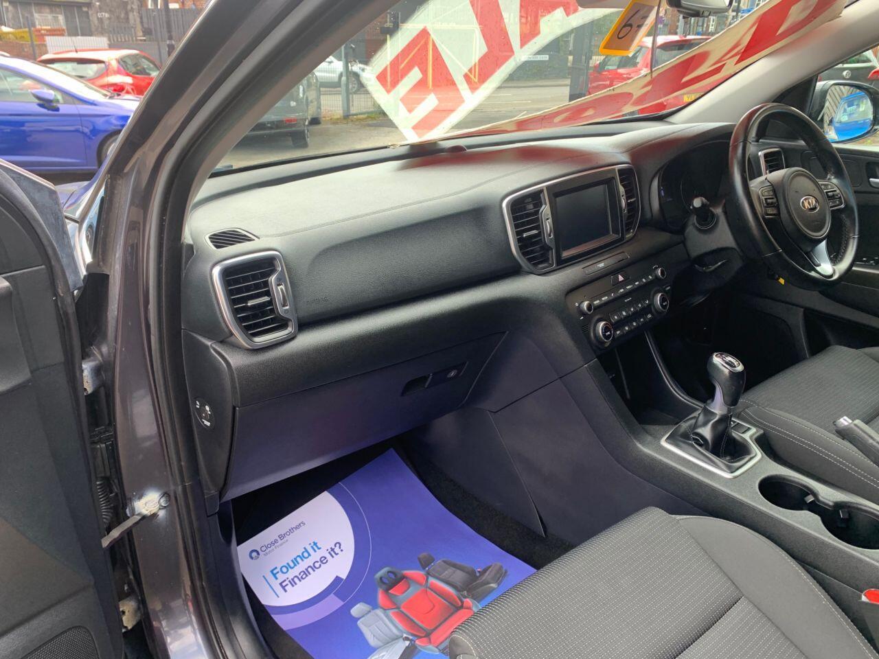 Kia Sportage - Image 17