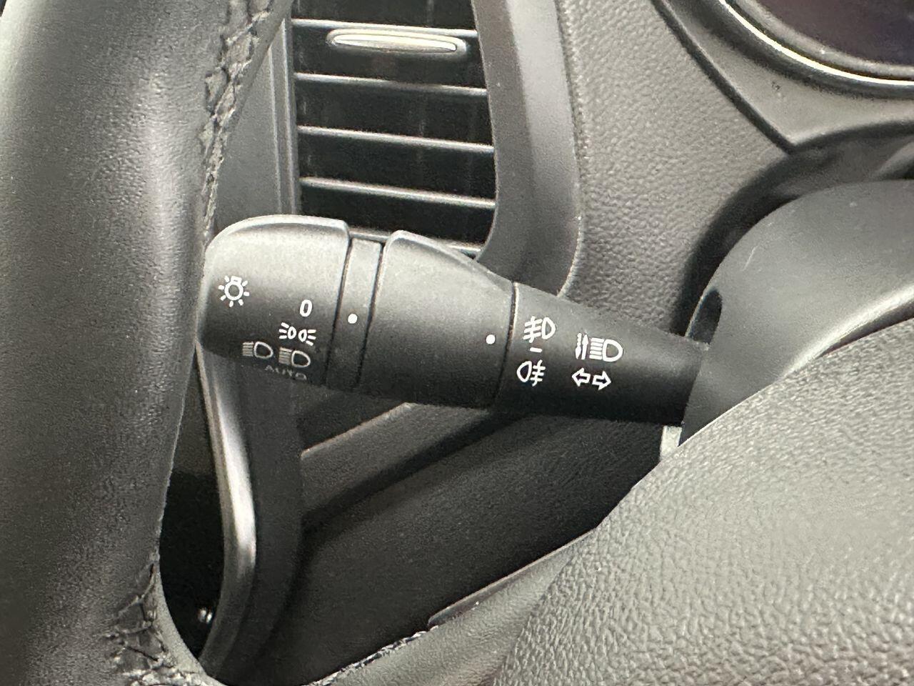 Renault Captur - Image 23