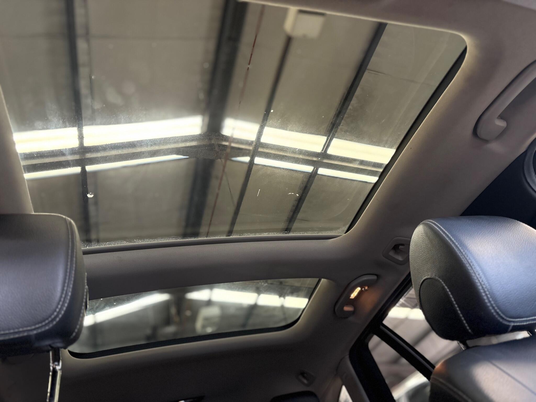 Mercedes C Class - Image 25