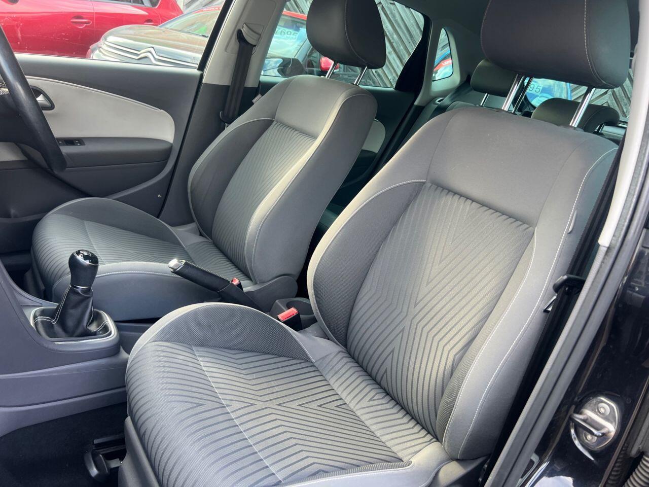 Volkswagen Polo - Image 17