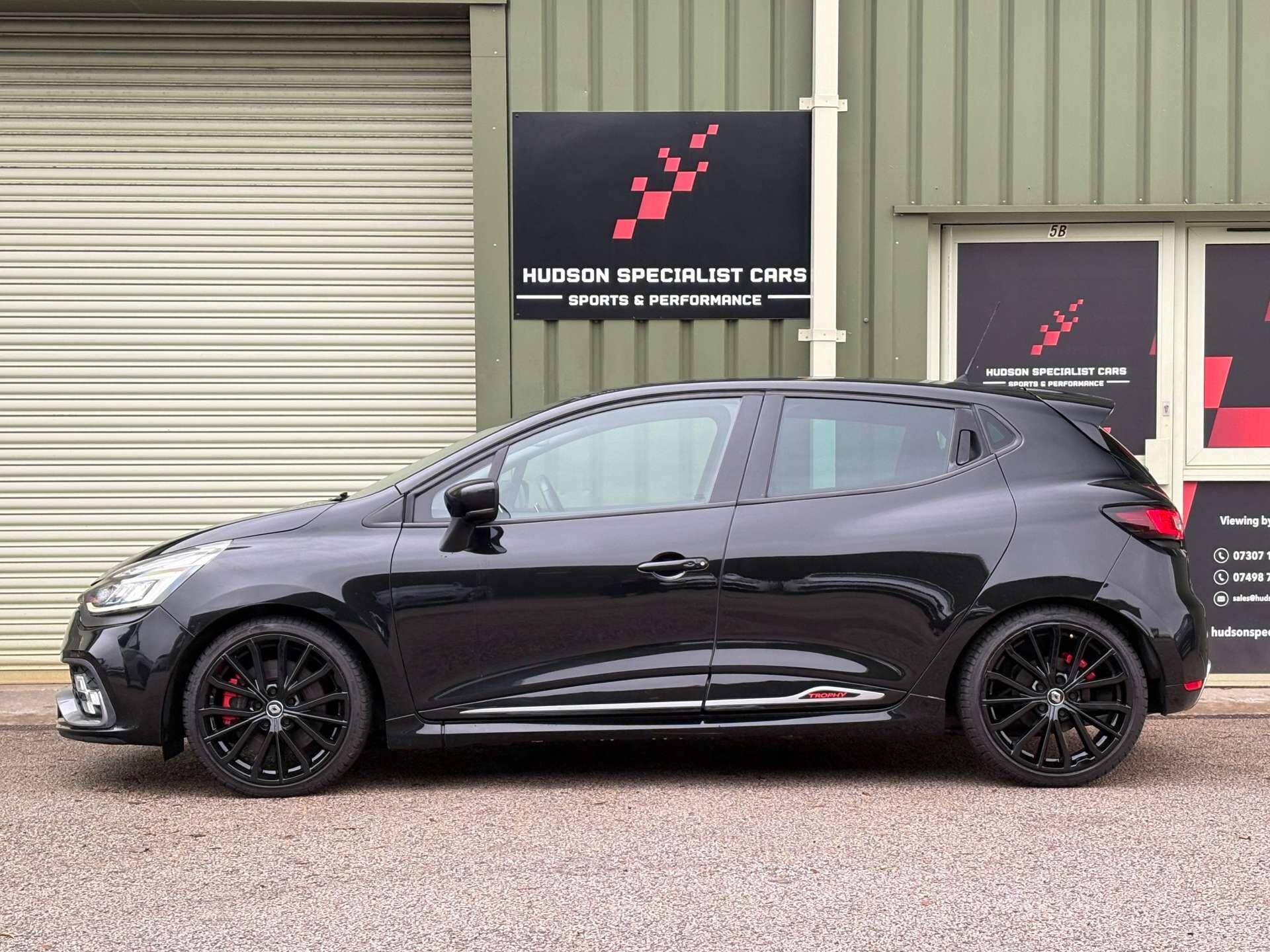 Renault Clio - Image 10