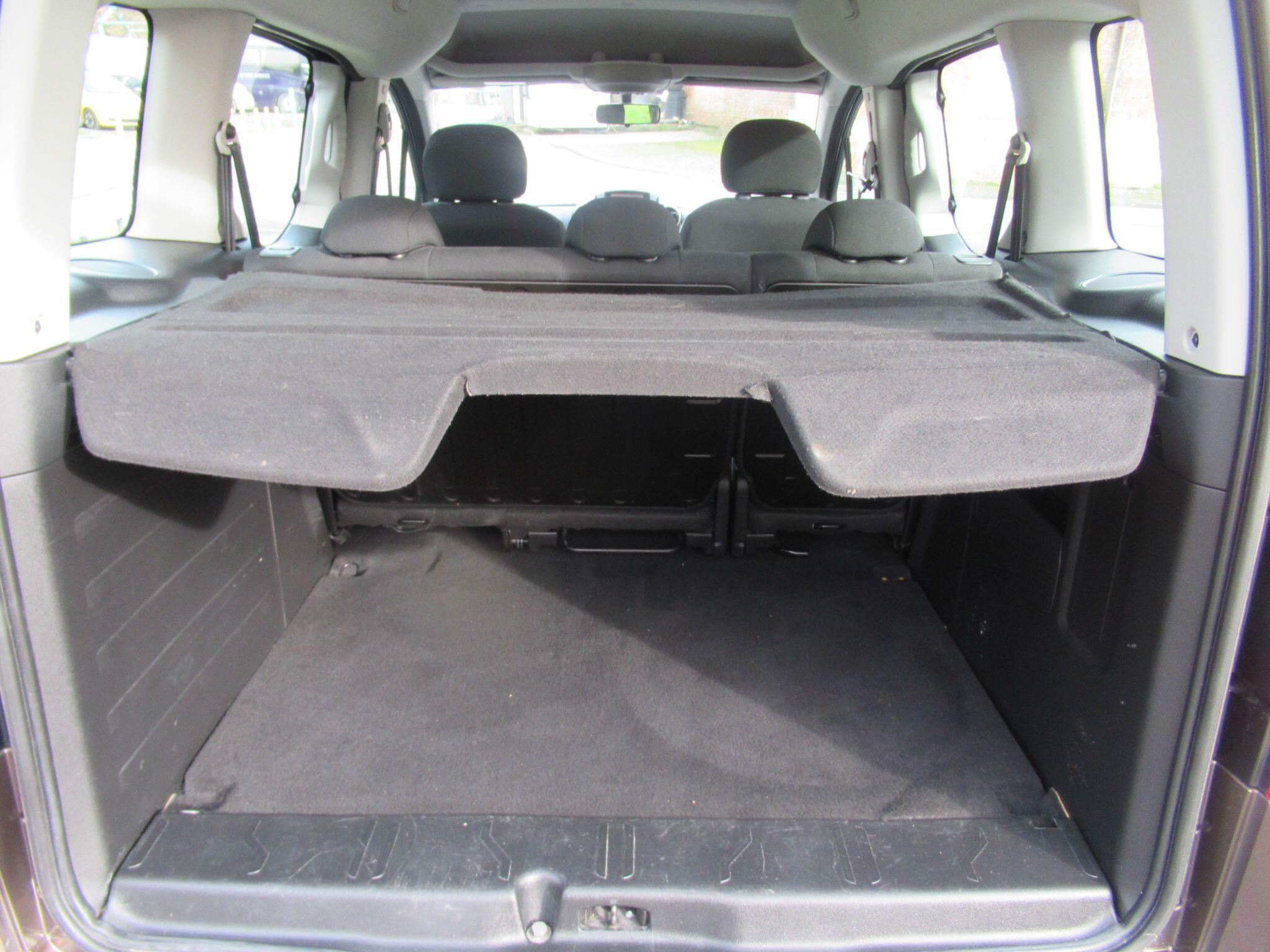 Peugeot Partner Tepee - Image 20