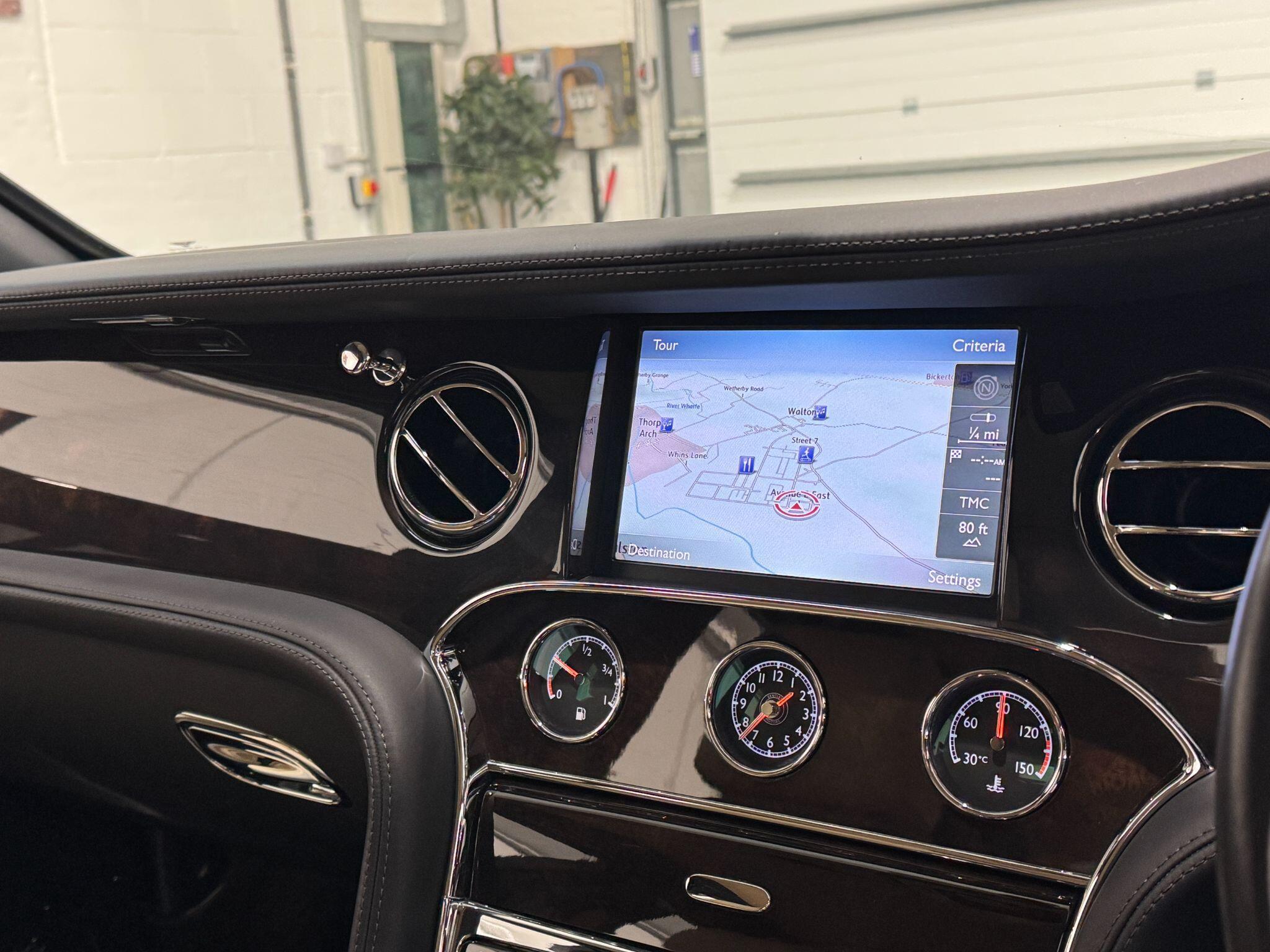 Bentley Mulsanne - Image 45