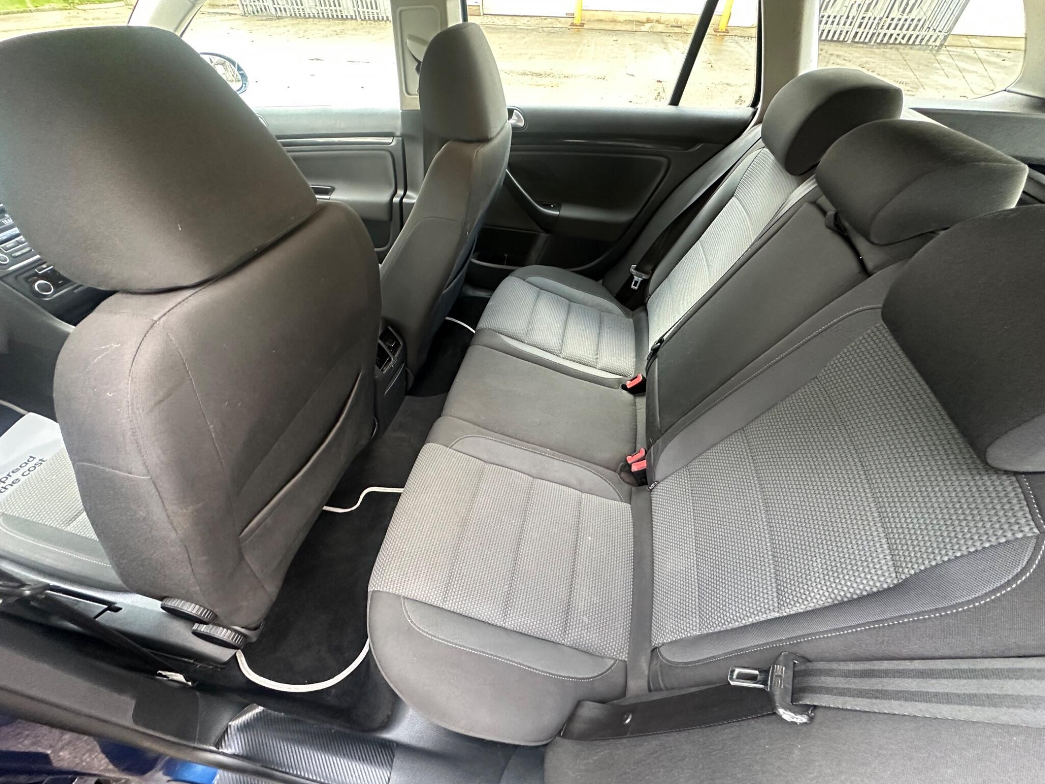 Volkswagen Golf - Image 34