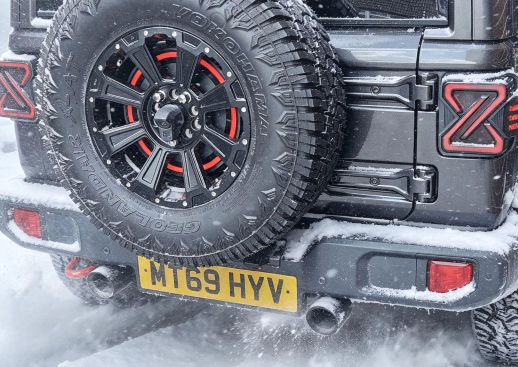 Jeep Wrangler - Image 14