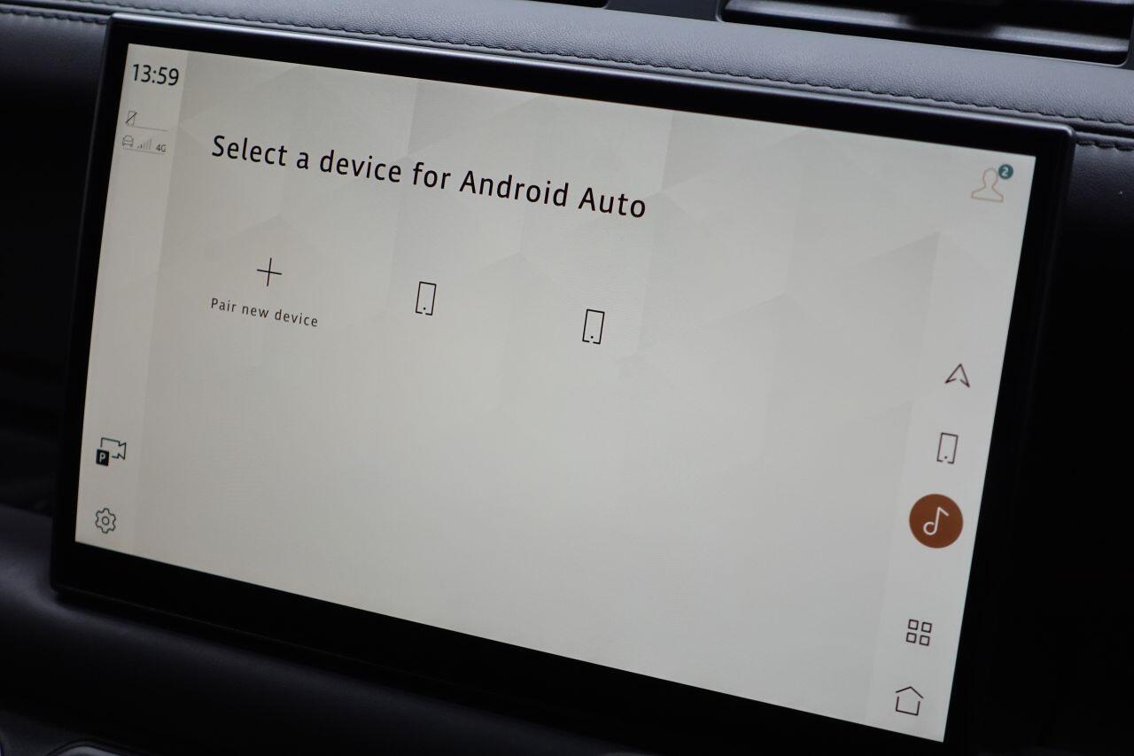 Land Rover Defender 110 - Image 59