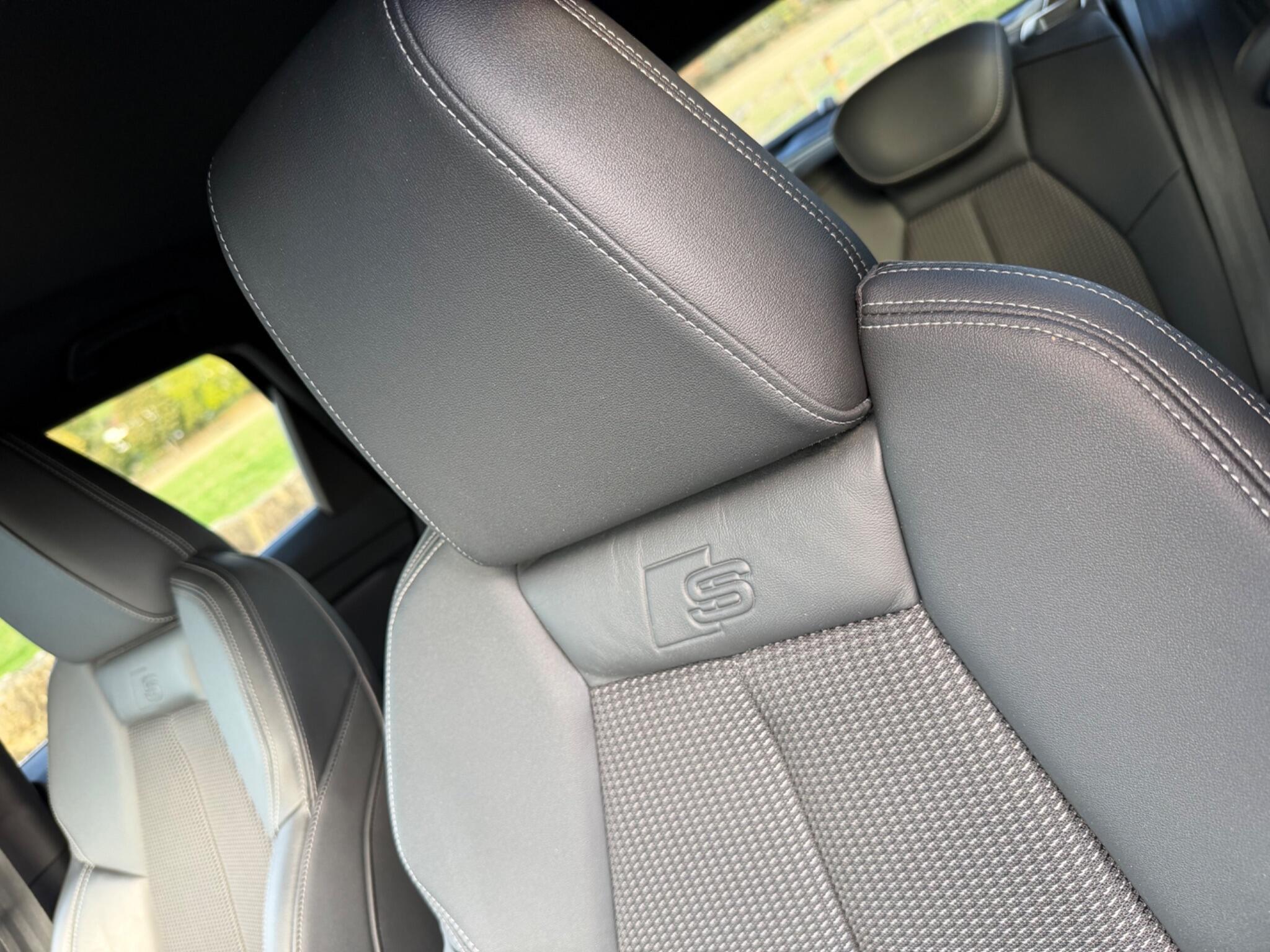 Audi Q4 E-Tron - Image 18