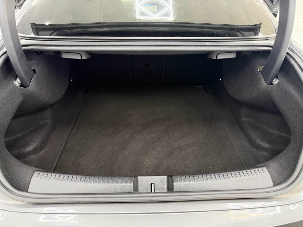 Mercedes-benz CLA - Image 18