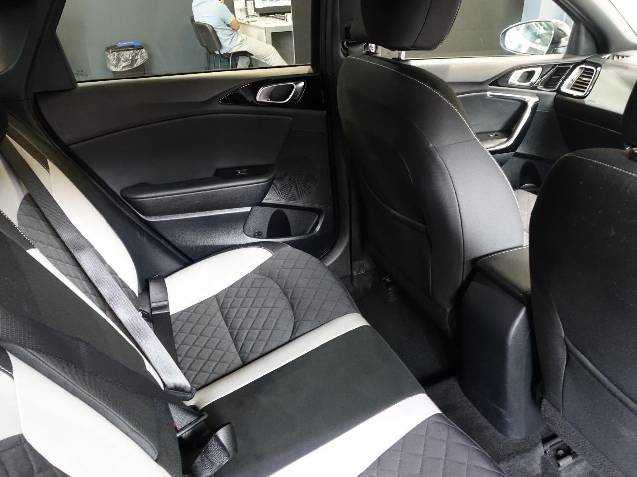 Kia ceed - Image 15