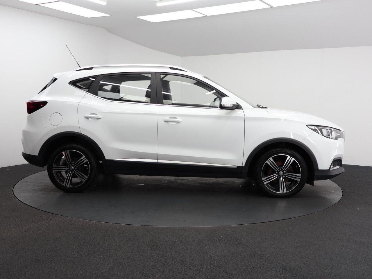 MG MG ZS - Image 13