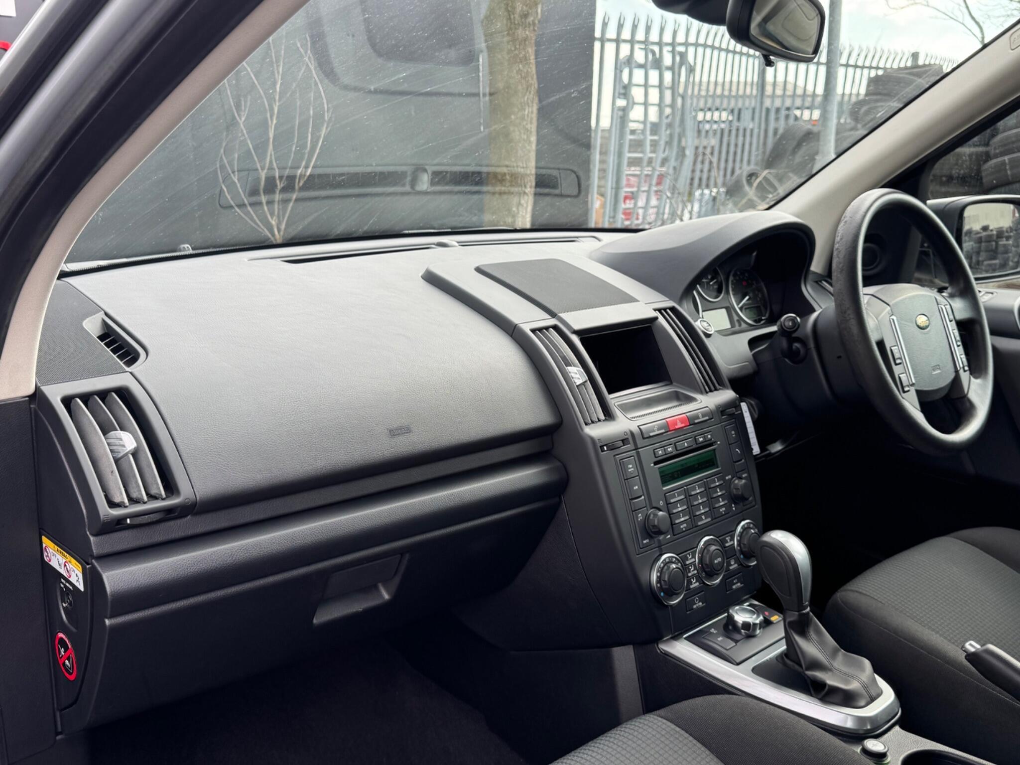 Land Rover Freelander 2 - Image 41