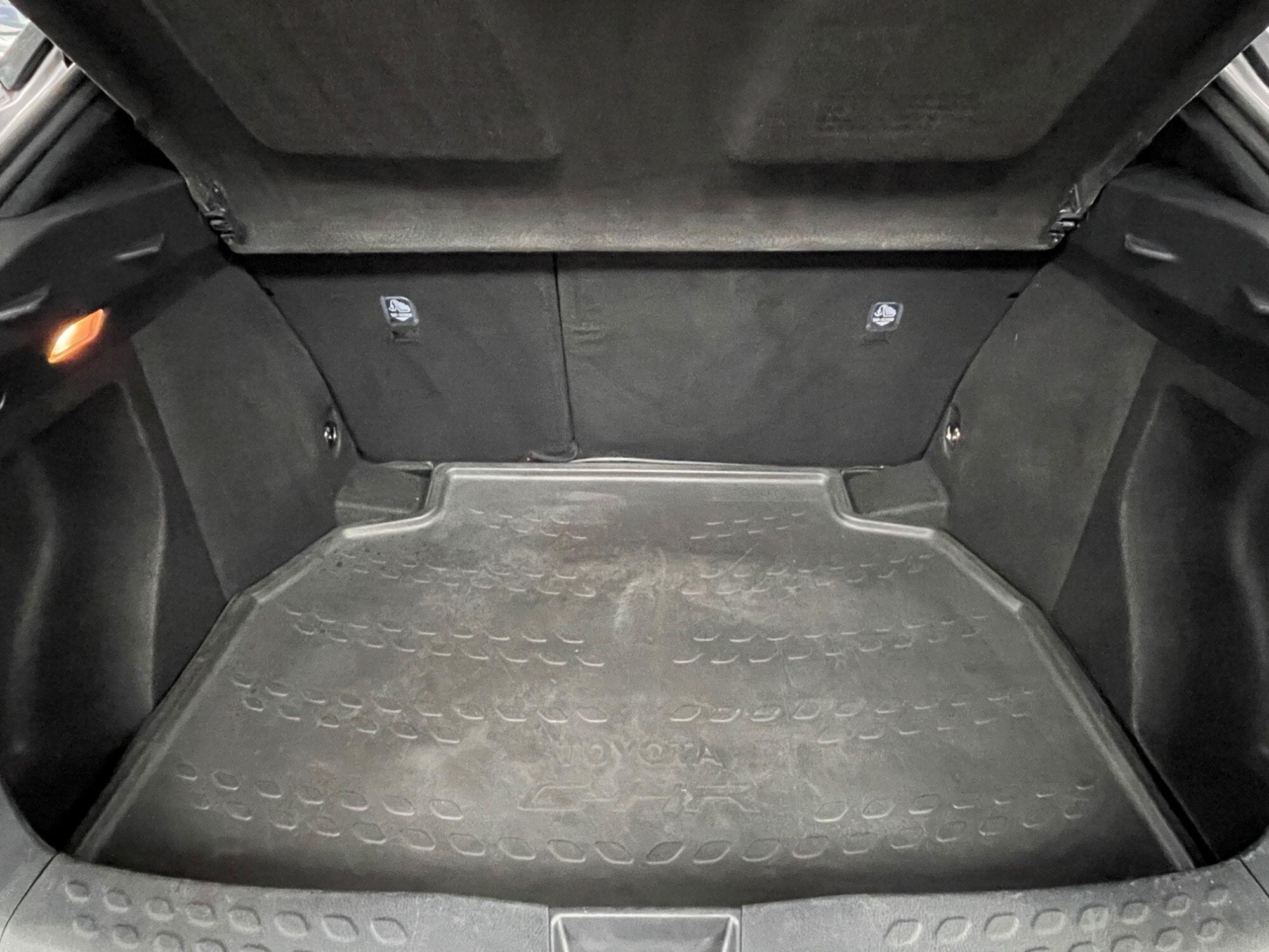 Toyota C-Hr - Image 18