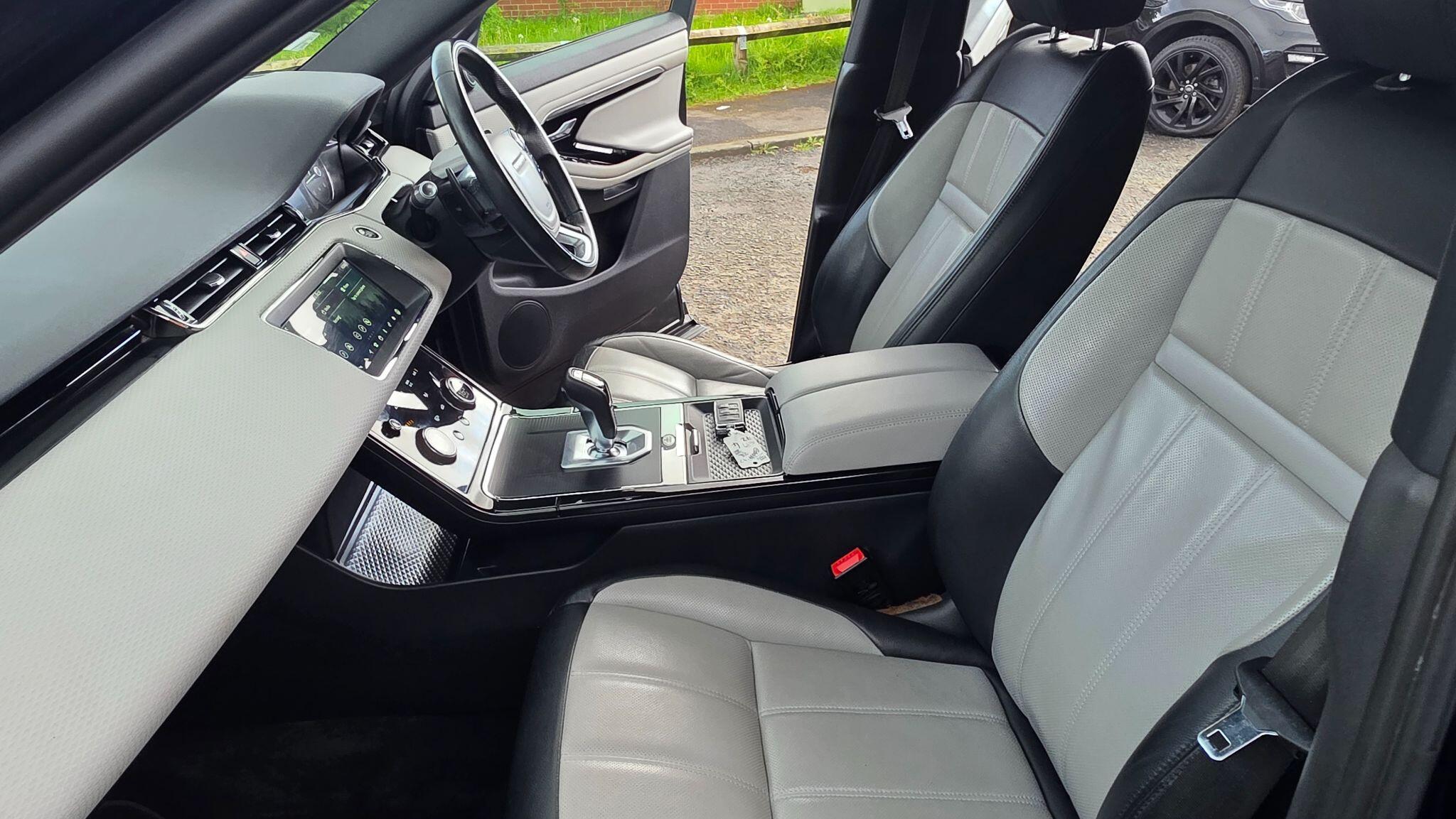 Land Rover Range Rover Evoque - Image 28