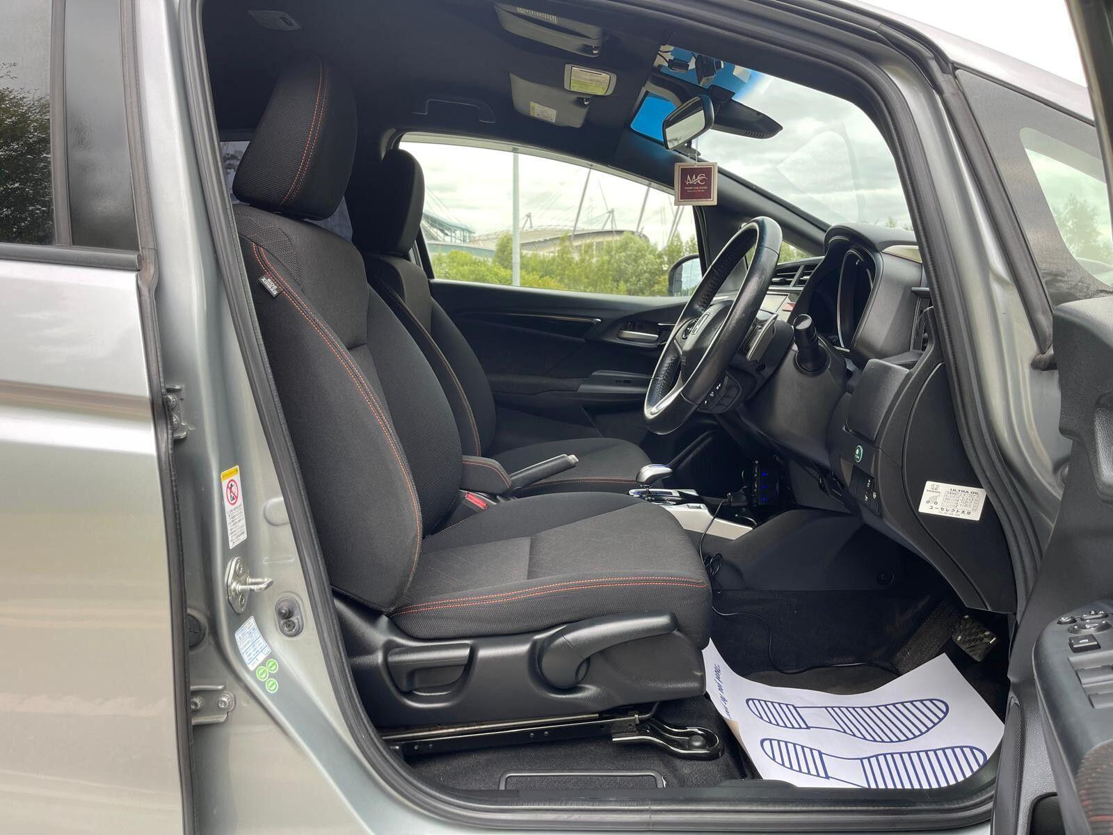 Honda FIT - Image 27