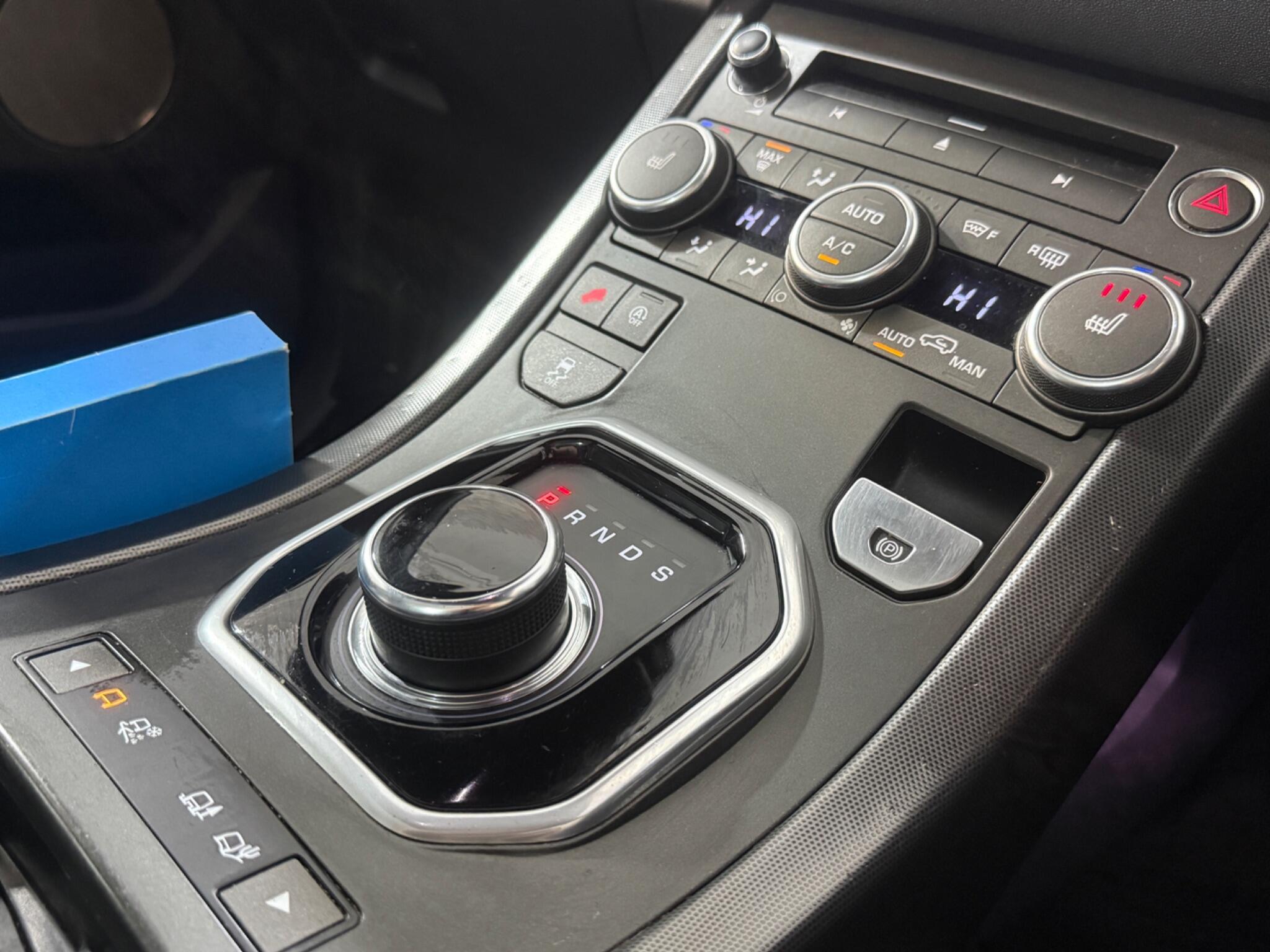 Land Rover Range Rover Evoque - Image 13