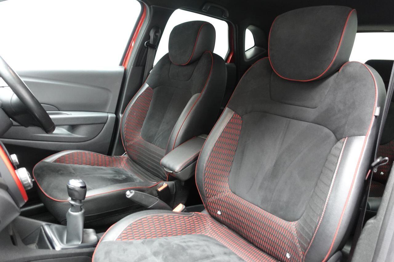 Renault Captur - Image 19