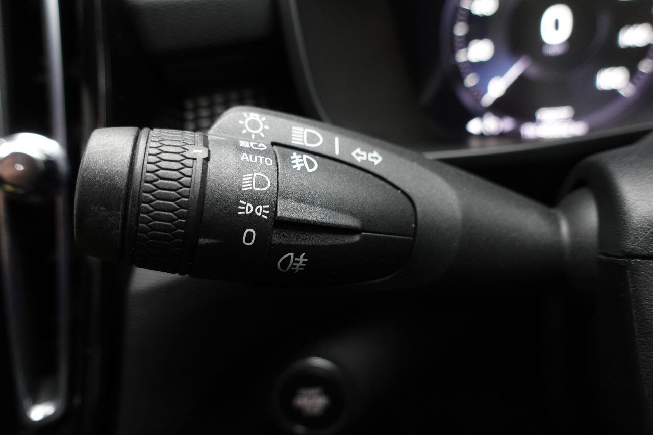 Volvo XC40 - Image 49