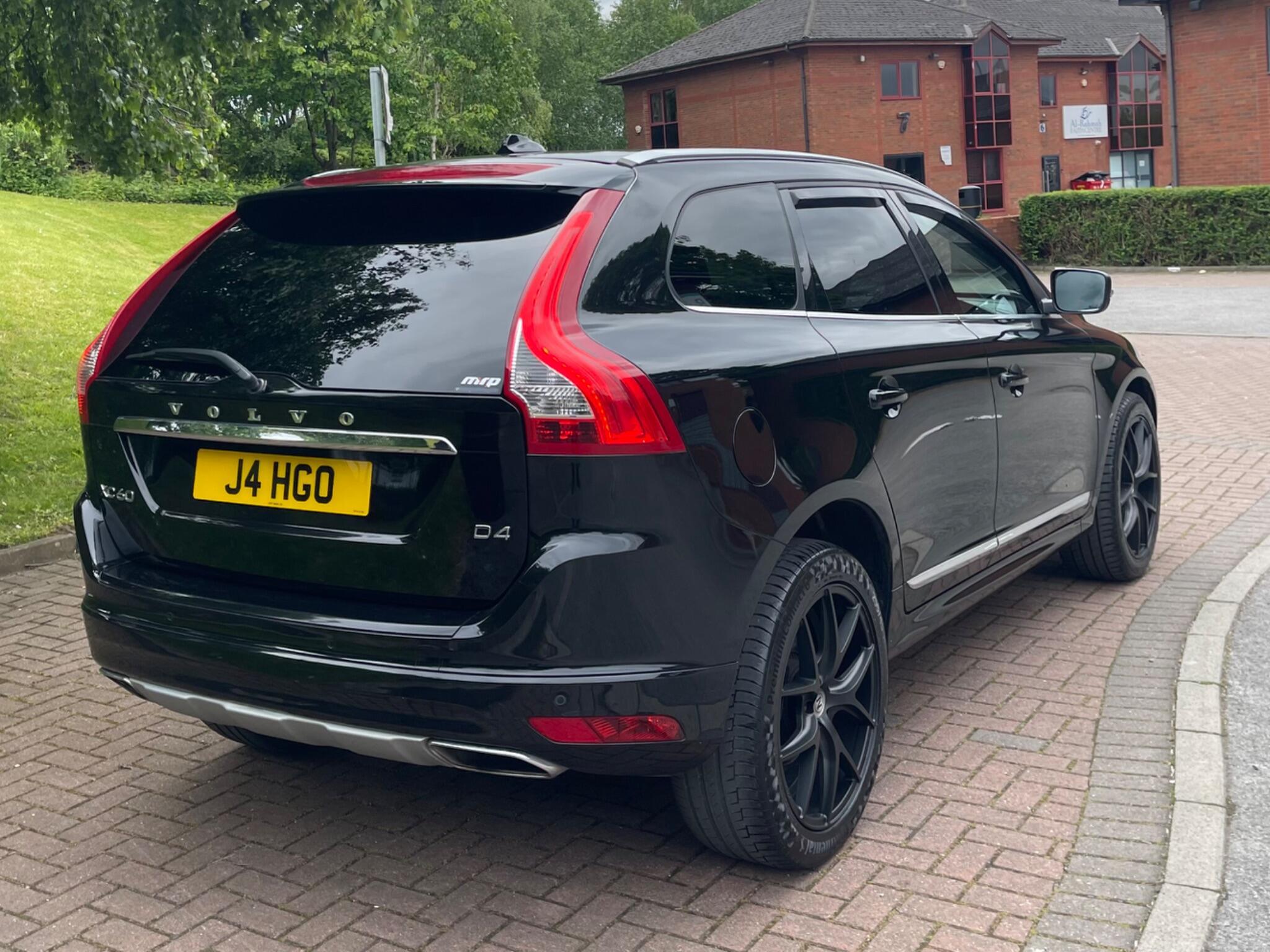 Volvo XC60 - Image 16