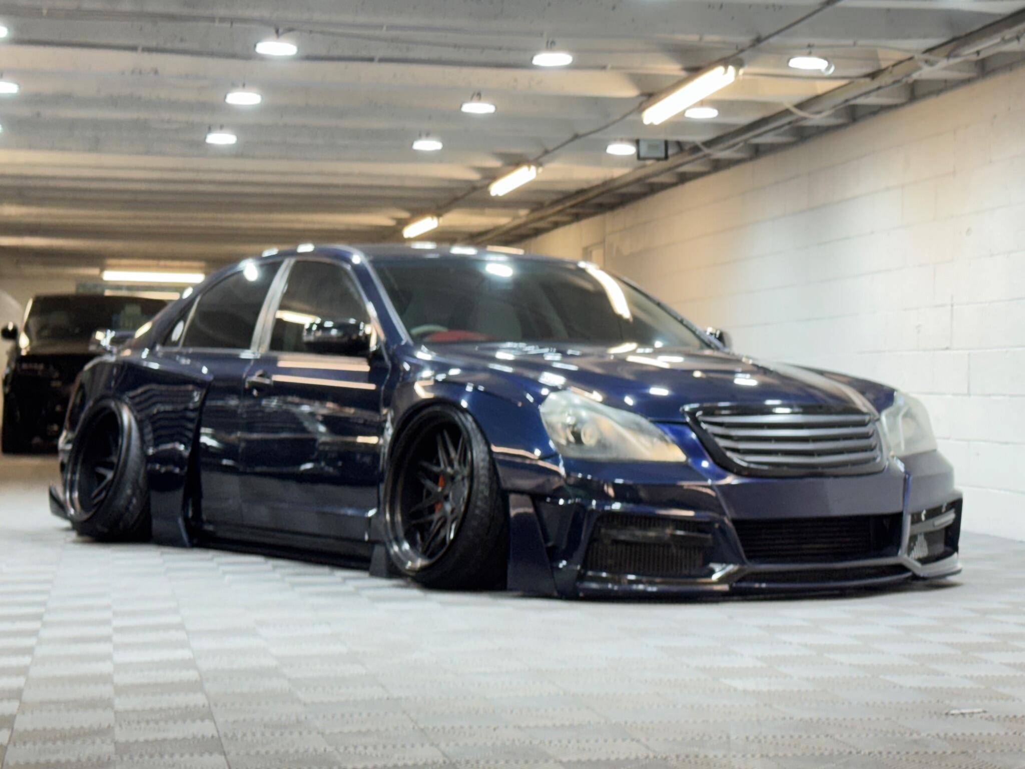Toyota CROWN - Image 20