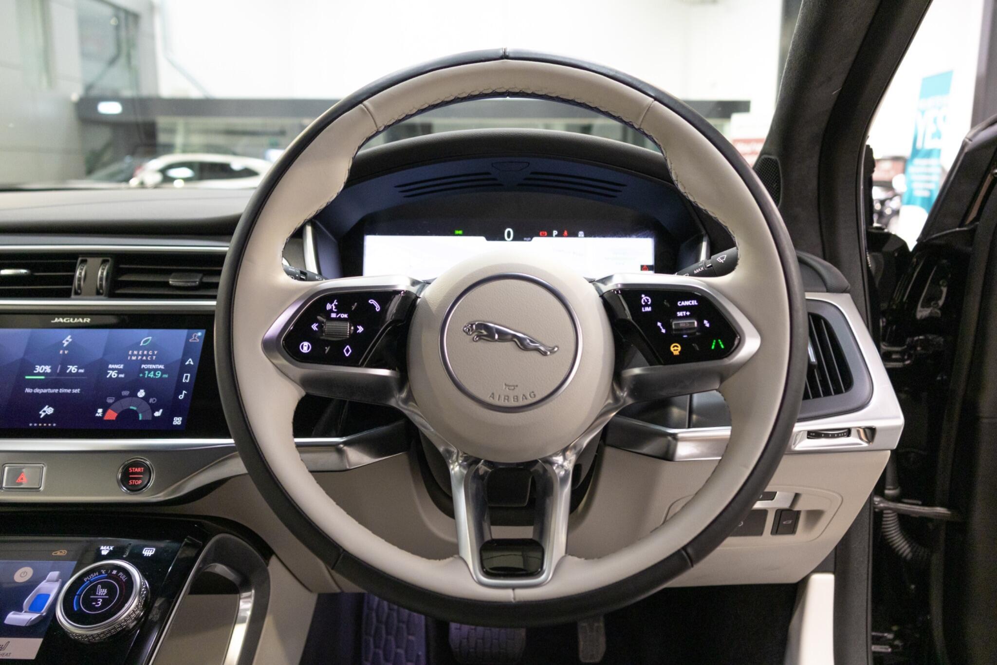 Jaguar I-Pace - Image 14