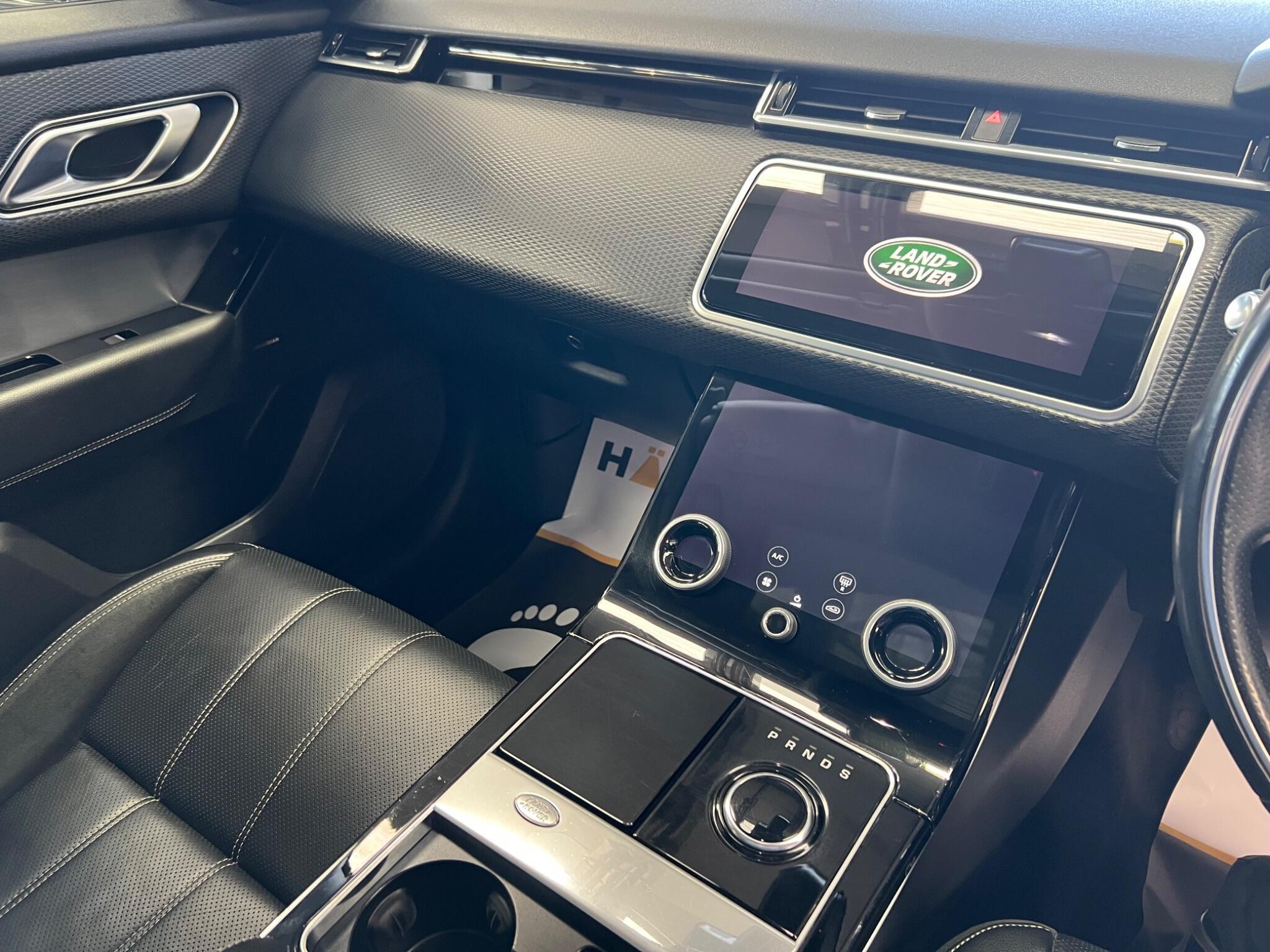Land Rover Range Rover Velar - Image 16