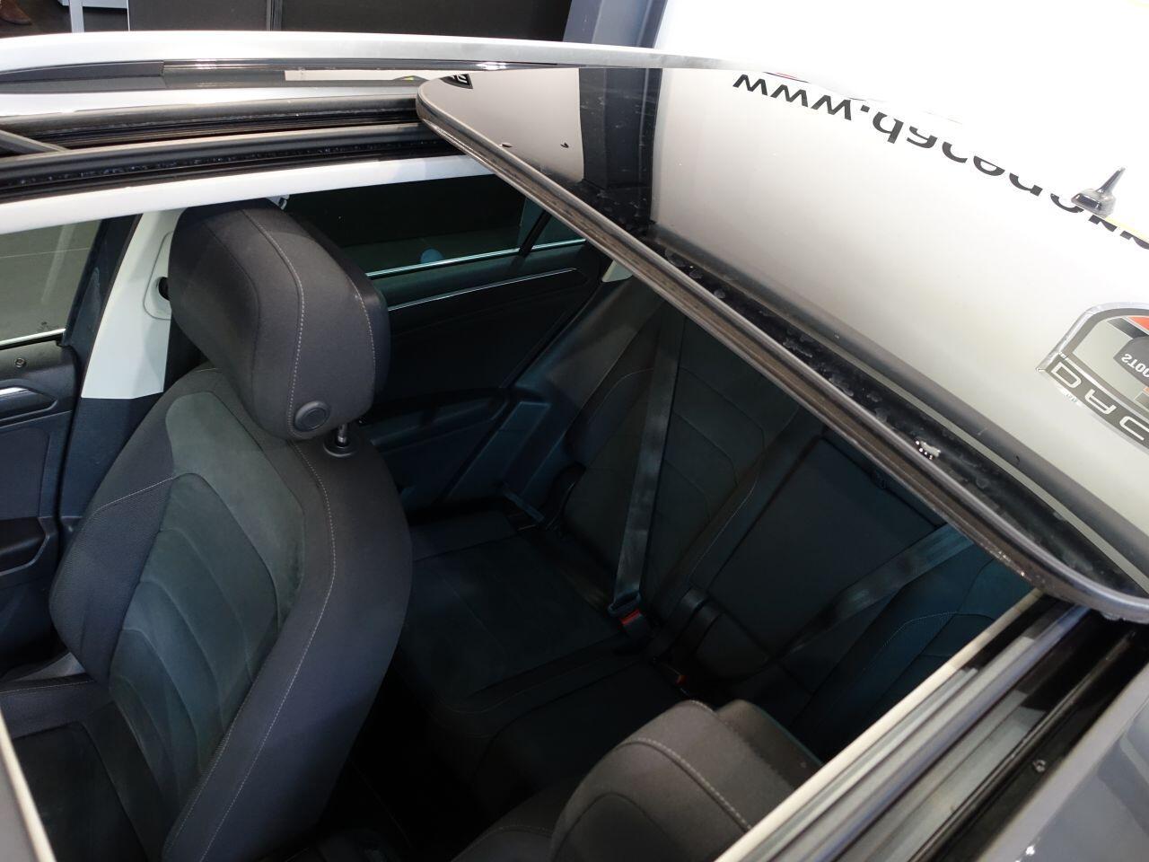 Volkswagen Tiguan - Image 16