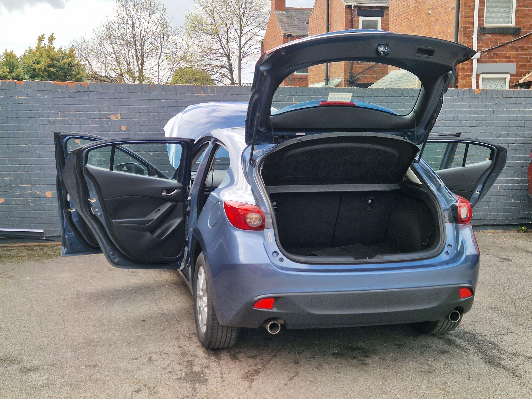 Mazda MAZDA3 - Image 19