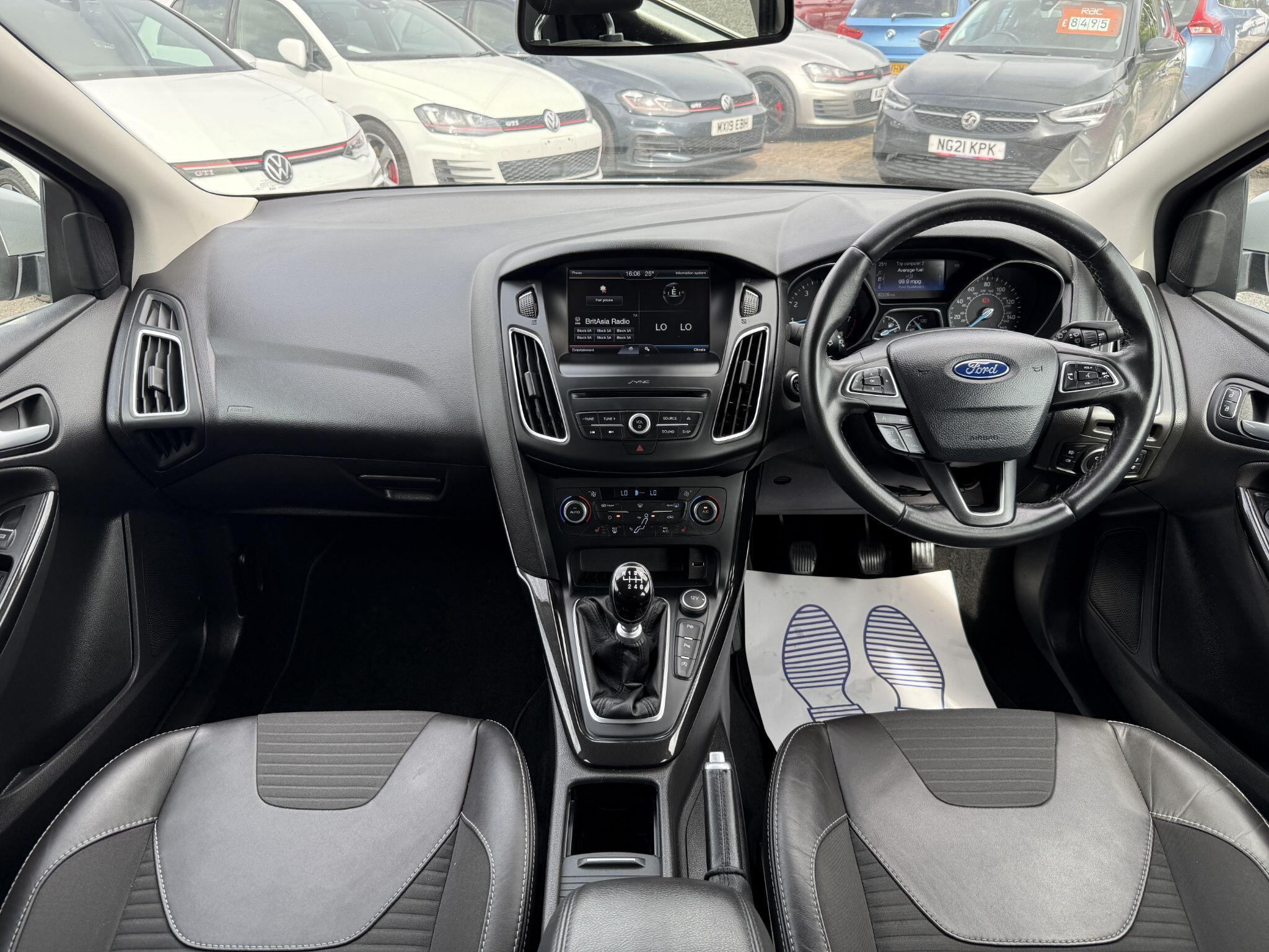 Ford Focus - Image 3