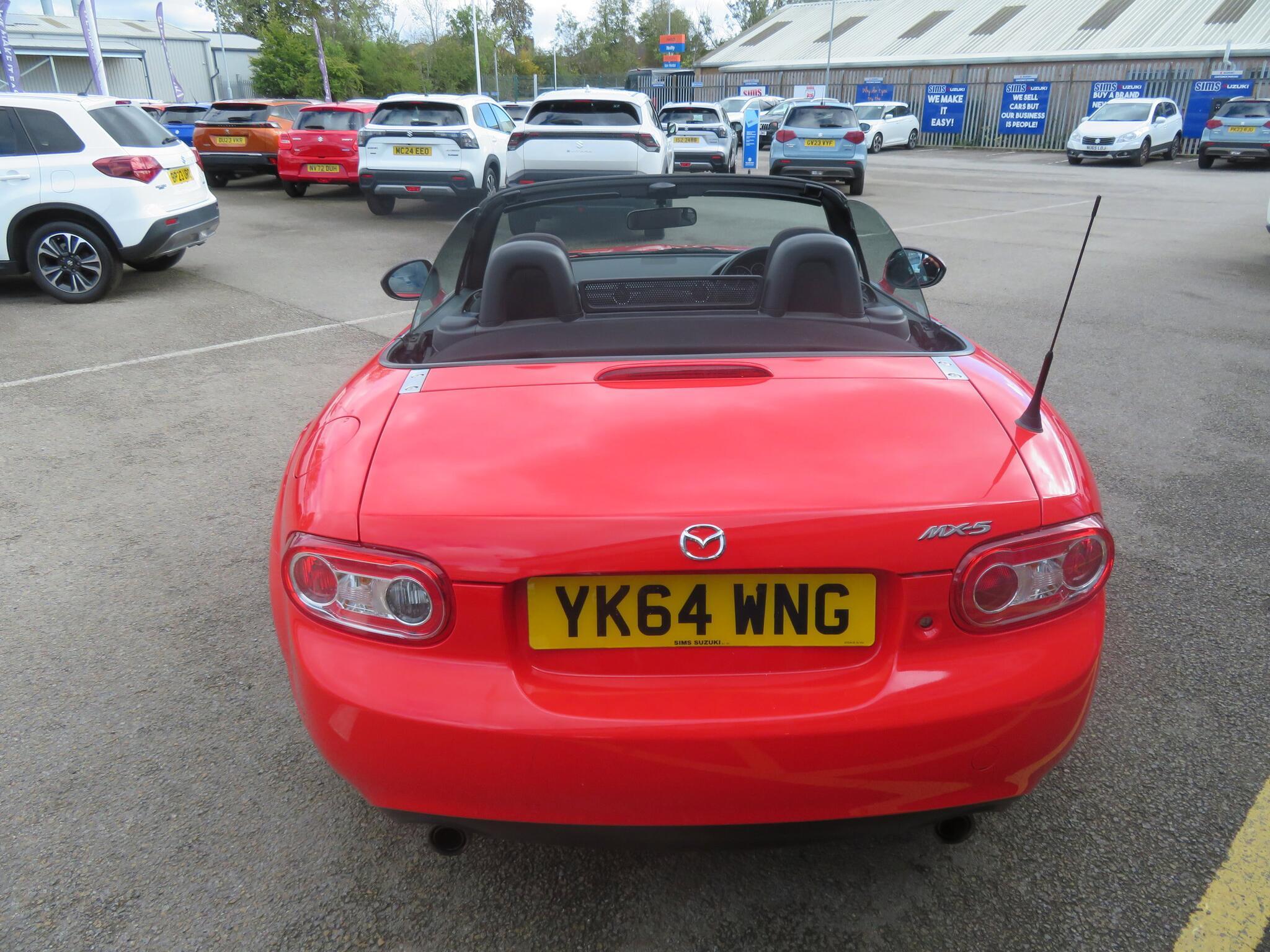 Mazda MX-5 - Image 11