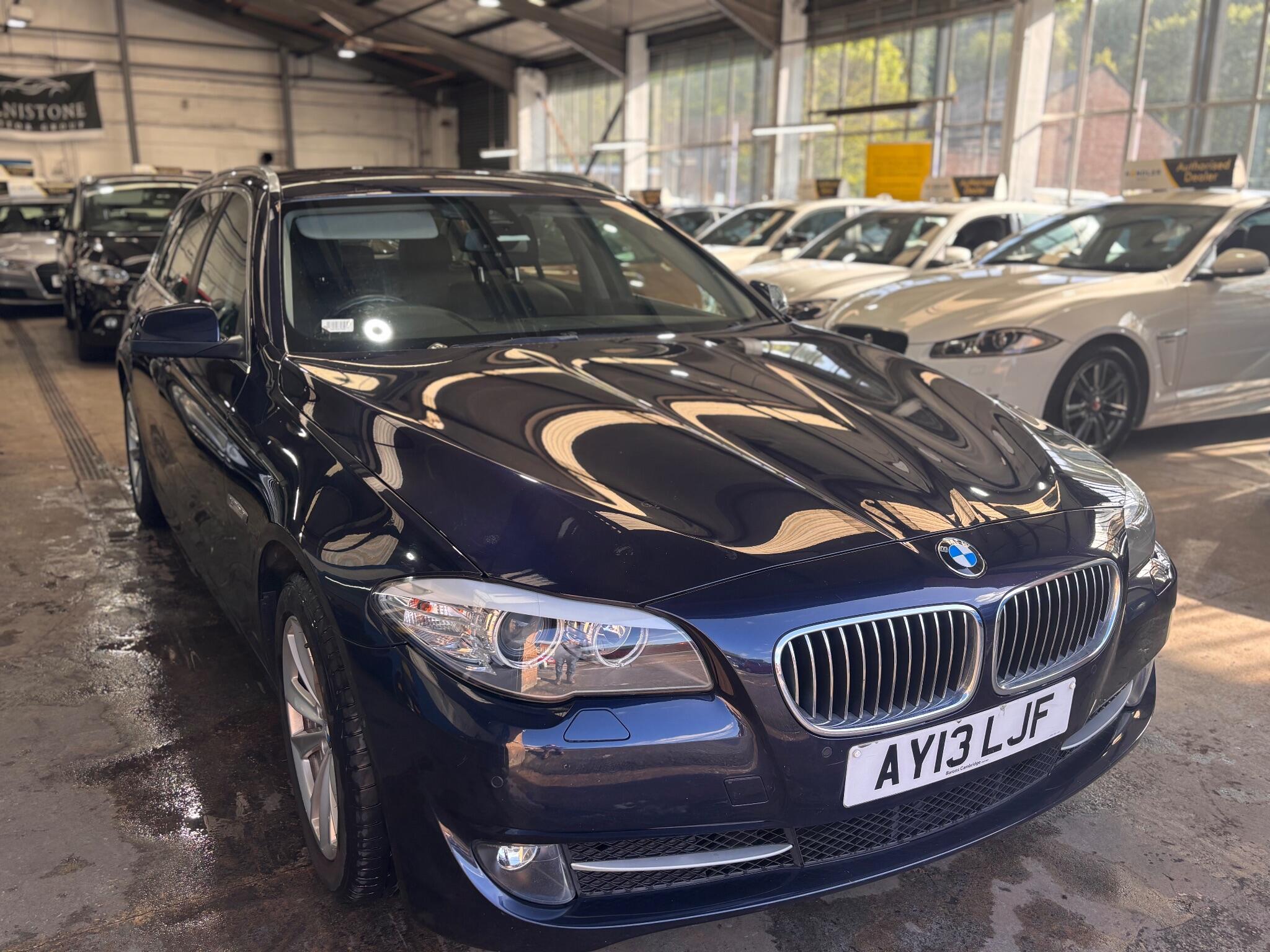 BMW 5 Series - Image 2