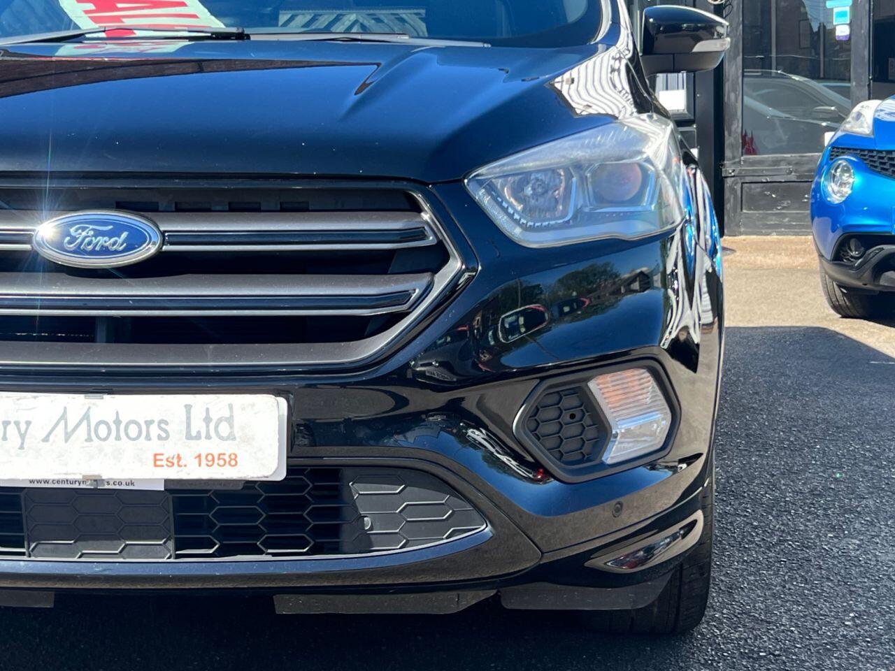 Ford Kuga - Image 12