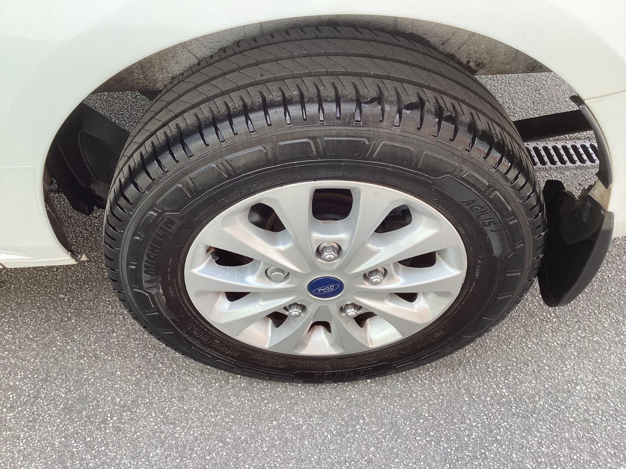 Ford Transit Custom - Image 12