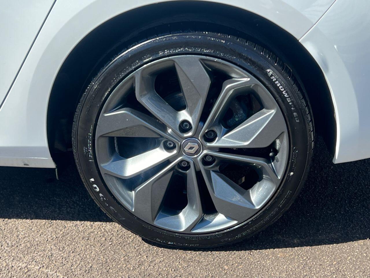 Renault Megane - Image 34