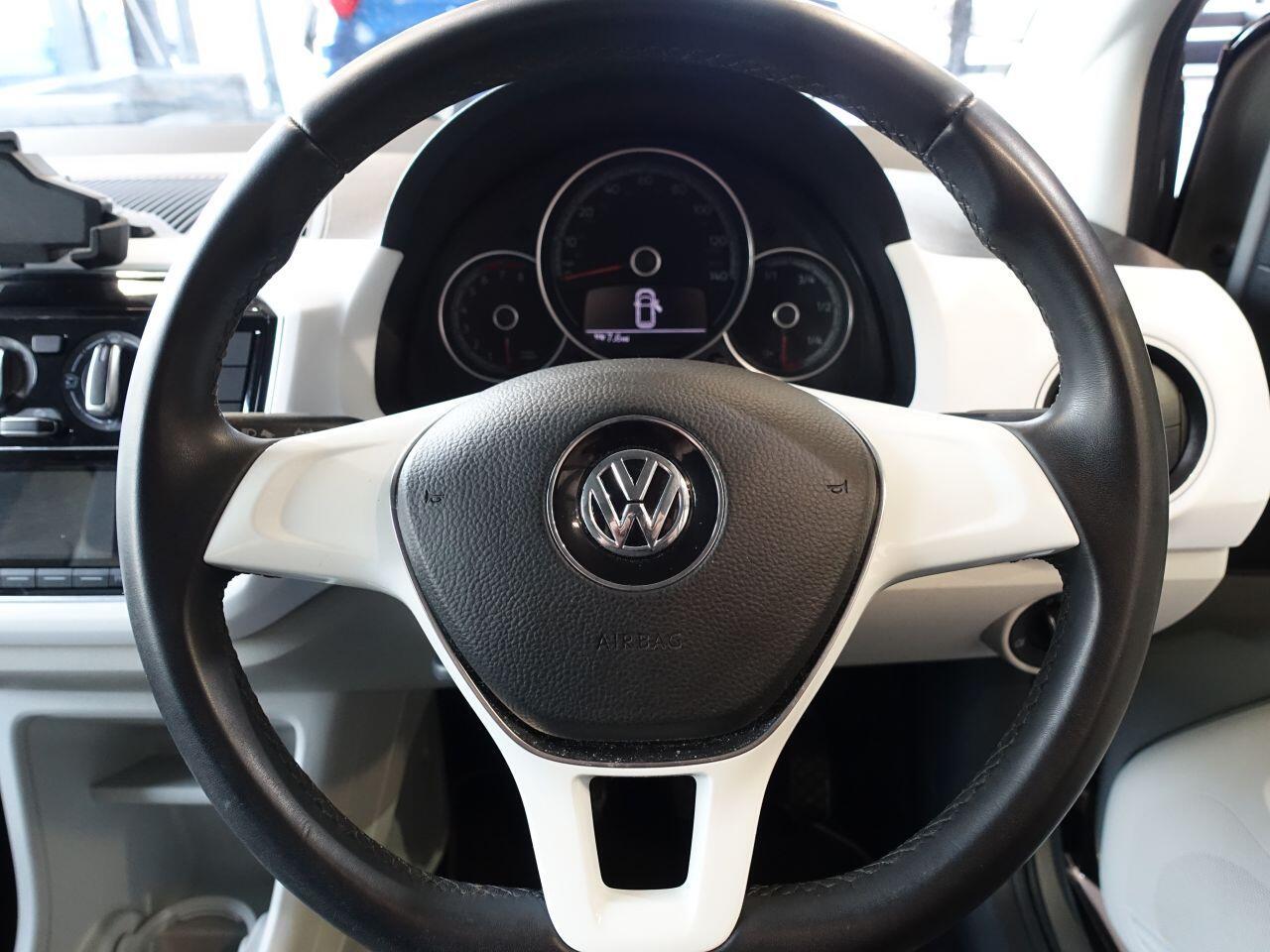 Volkswagen up! - Image 3