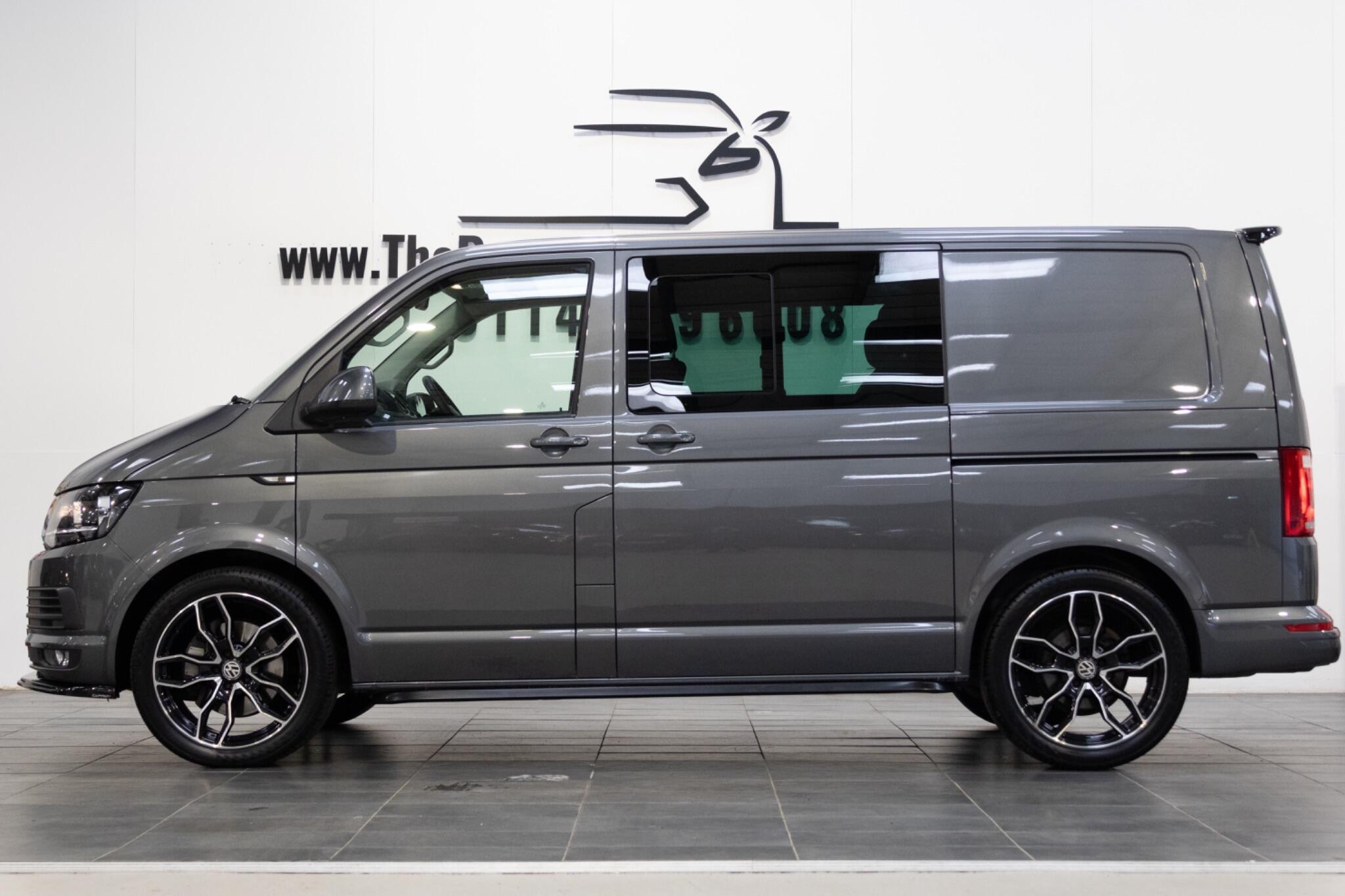 Volkswagen Transporter - Image 4