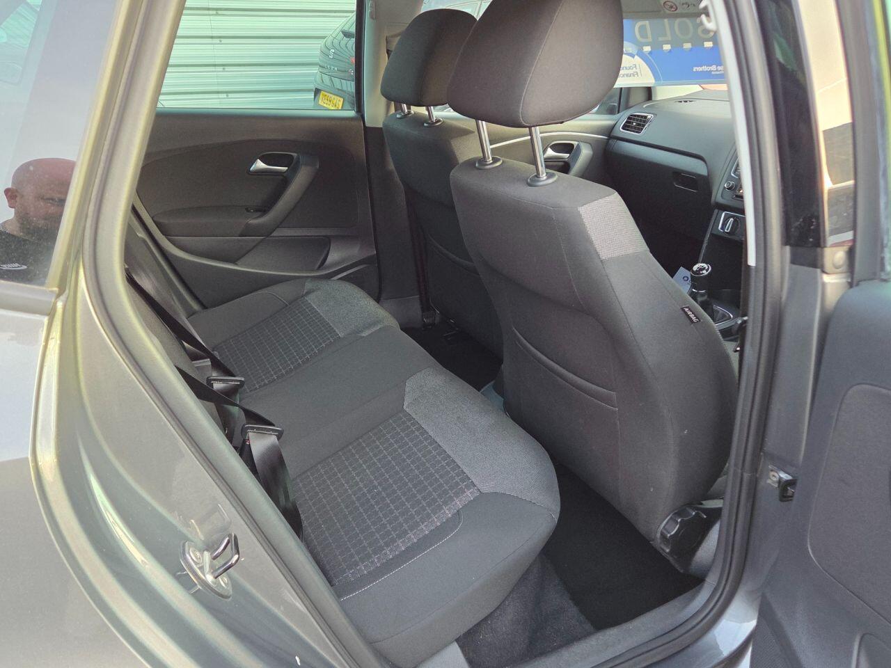 Volkswagen Polo - Image 4