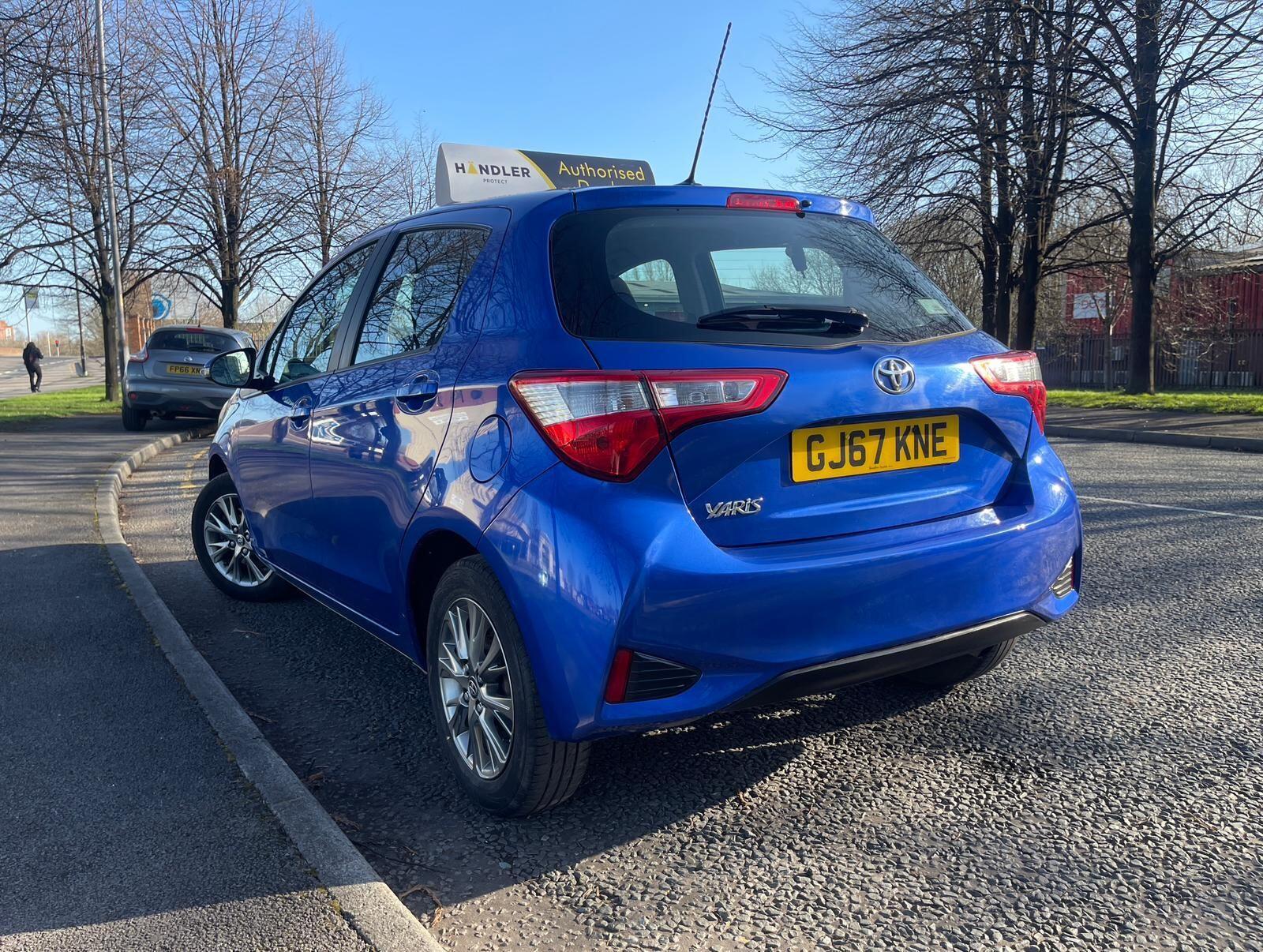 Toyota Yaris - Image 9